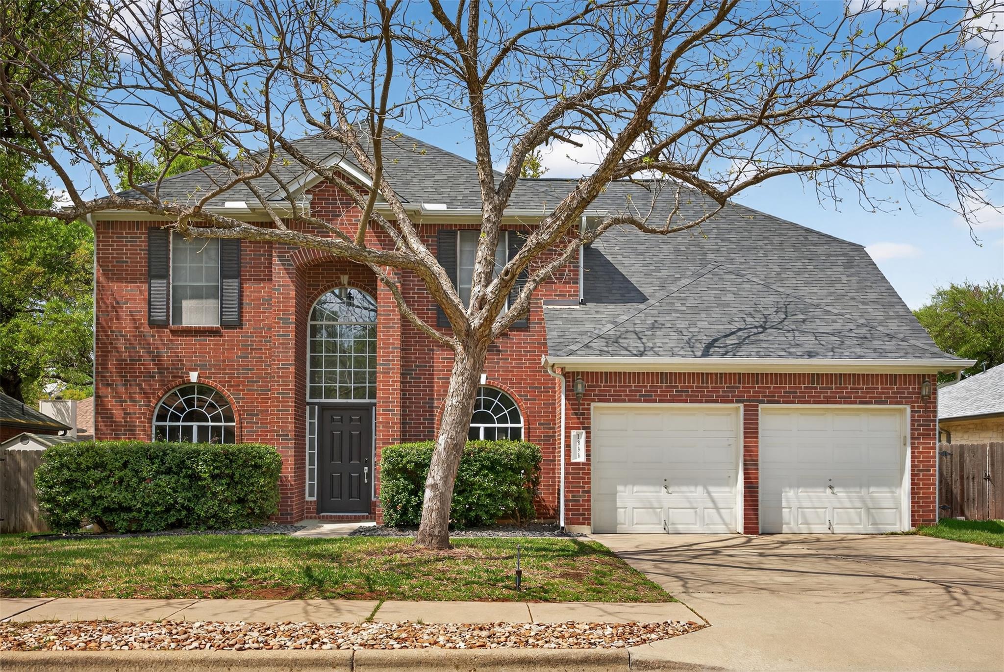 1333 Nightingale DR