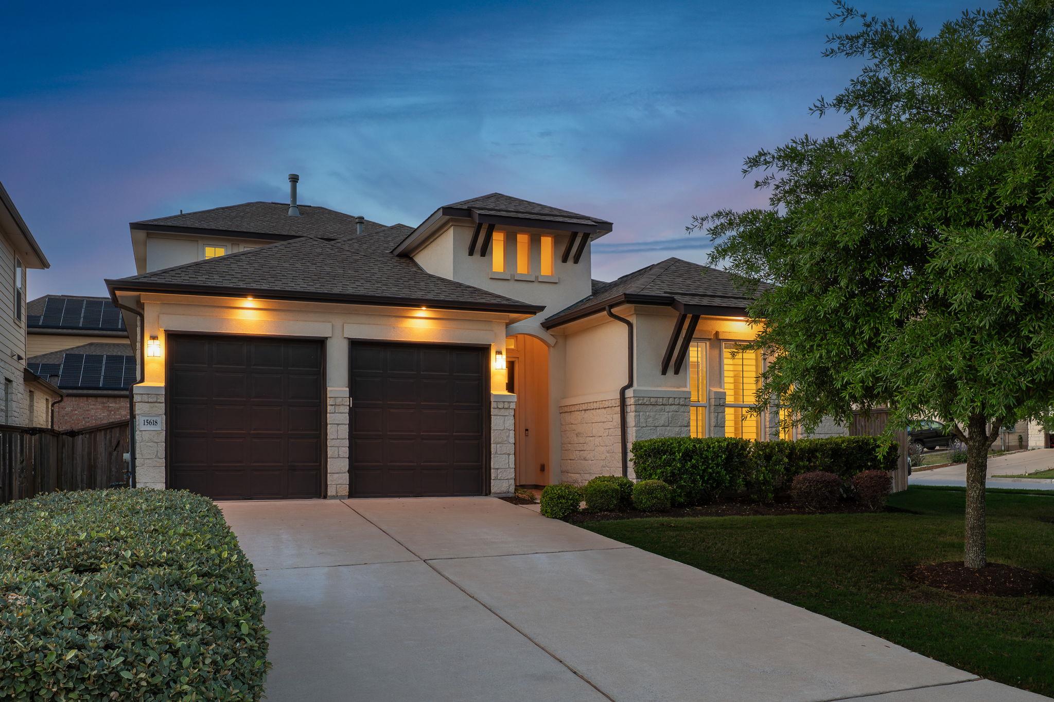 15618 Bended Knee DR