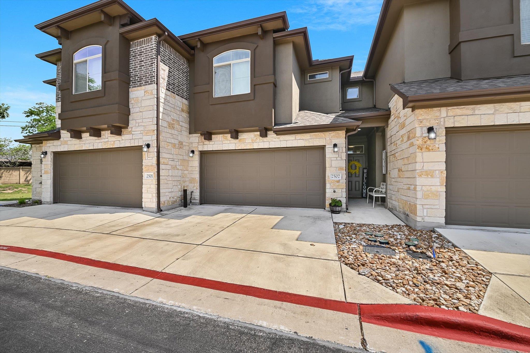 2880 Donnell DR