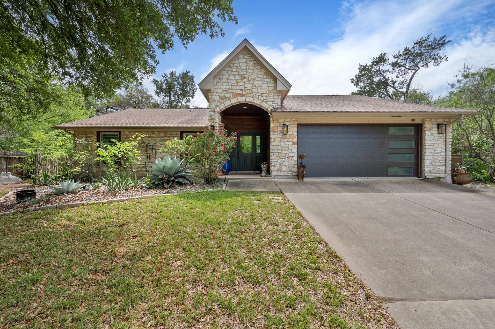 3415 Rain Forest DR