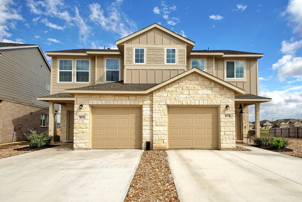 413 White Steppe WAY