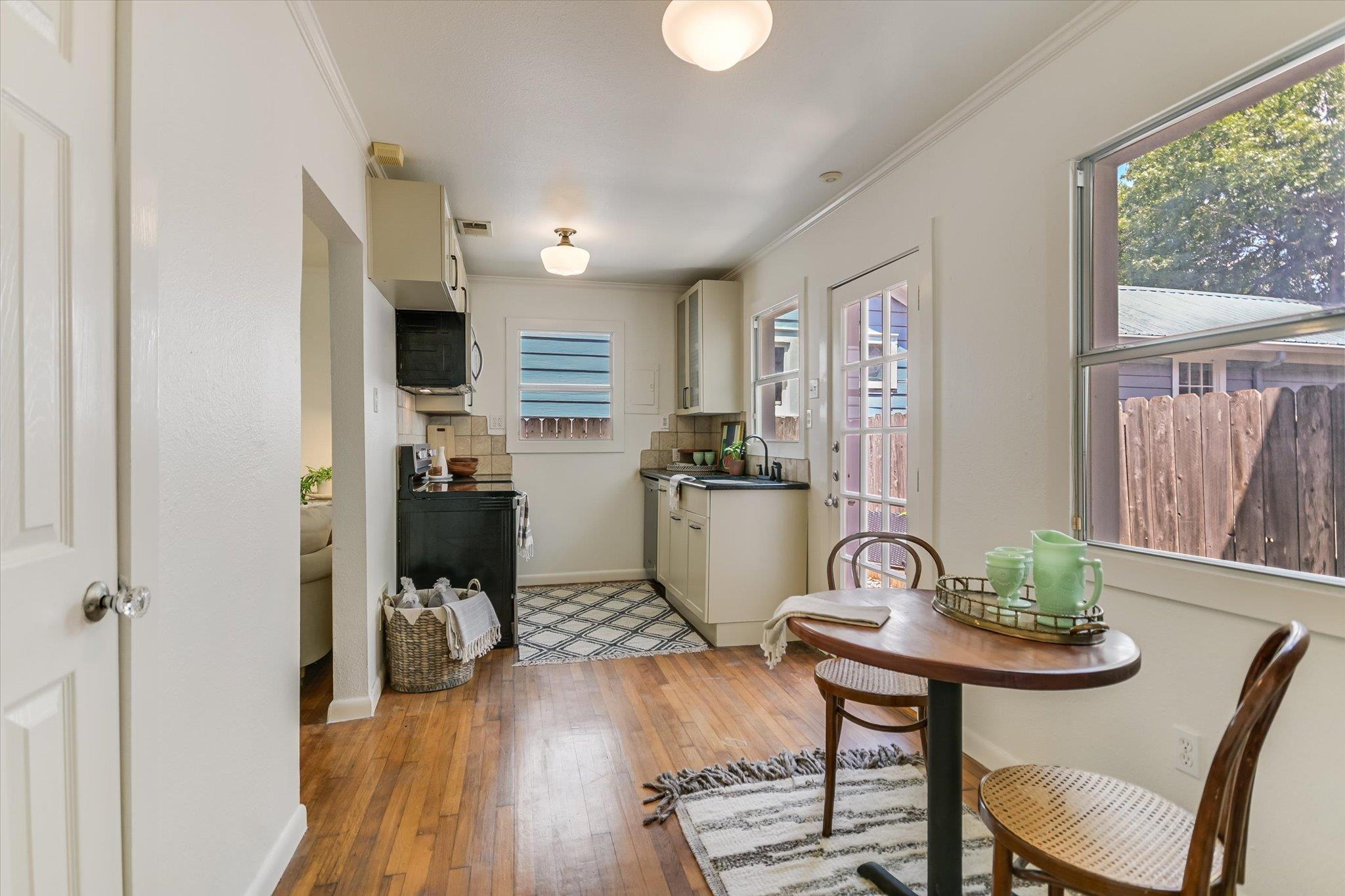 1110 22nd ST