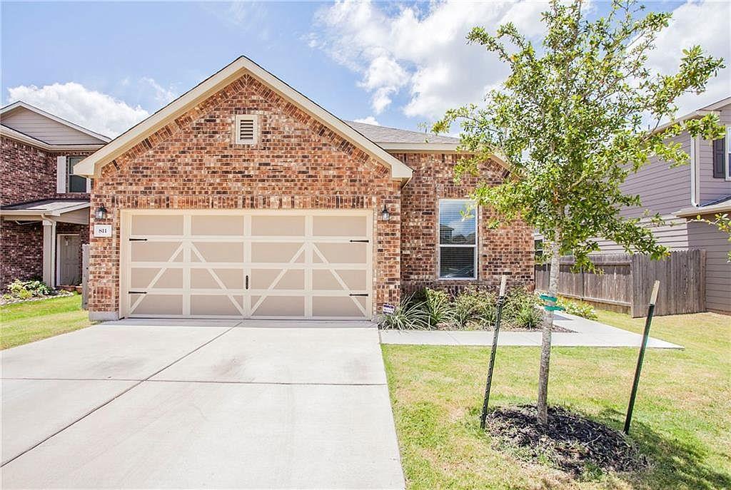 811 Sawbuck DR