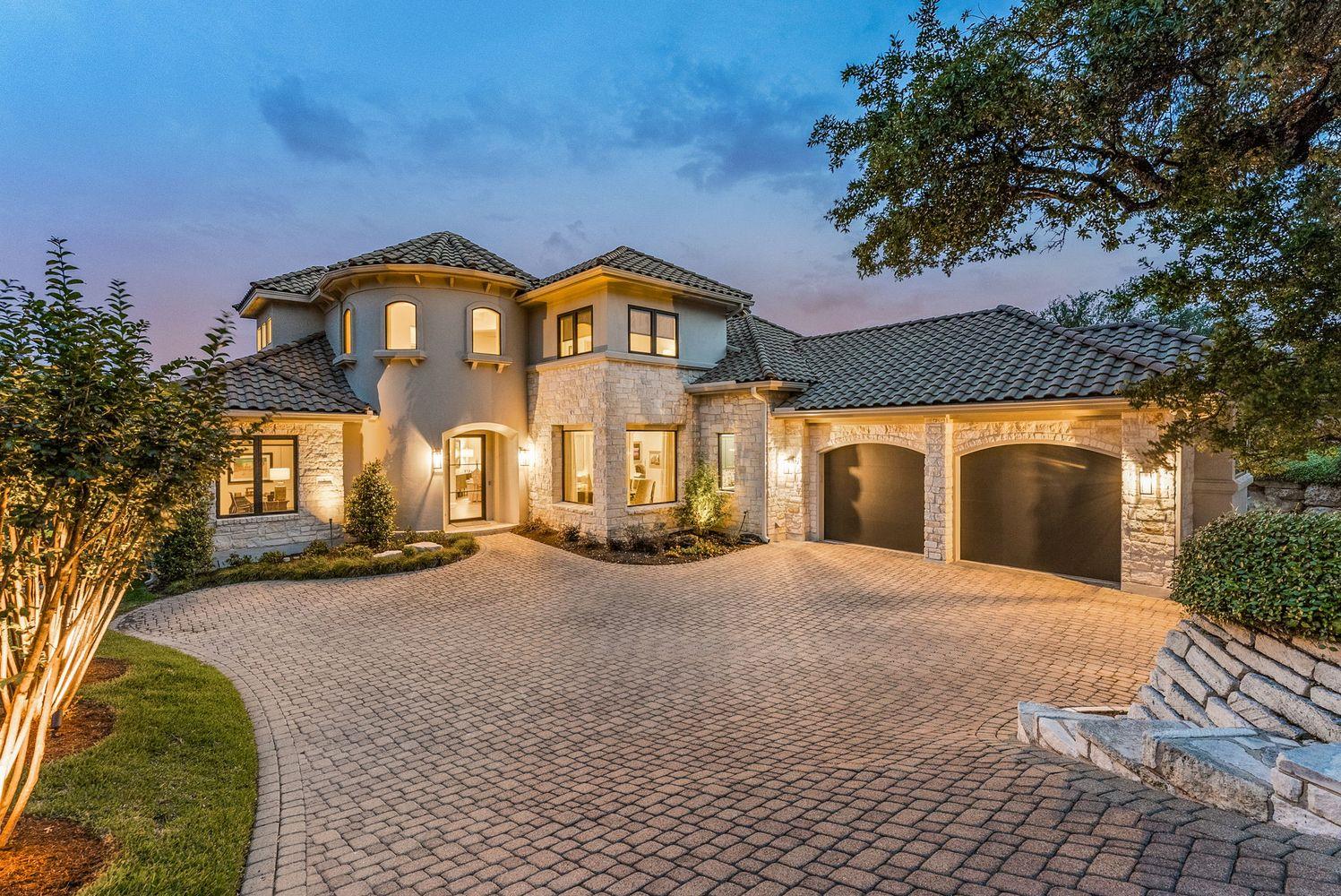2300 Barton Creek BLVD