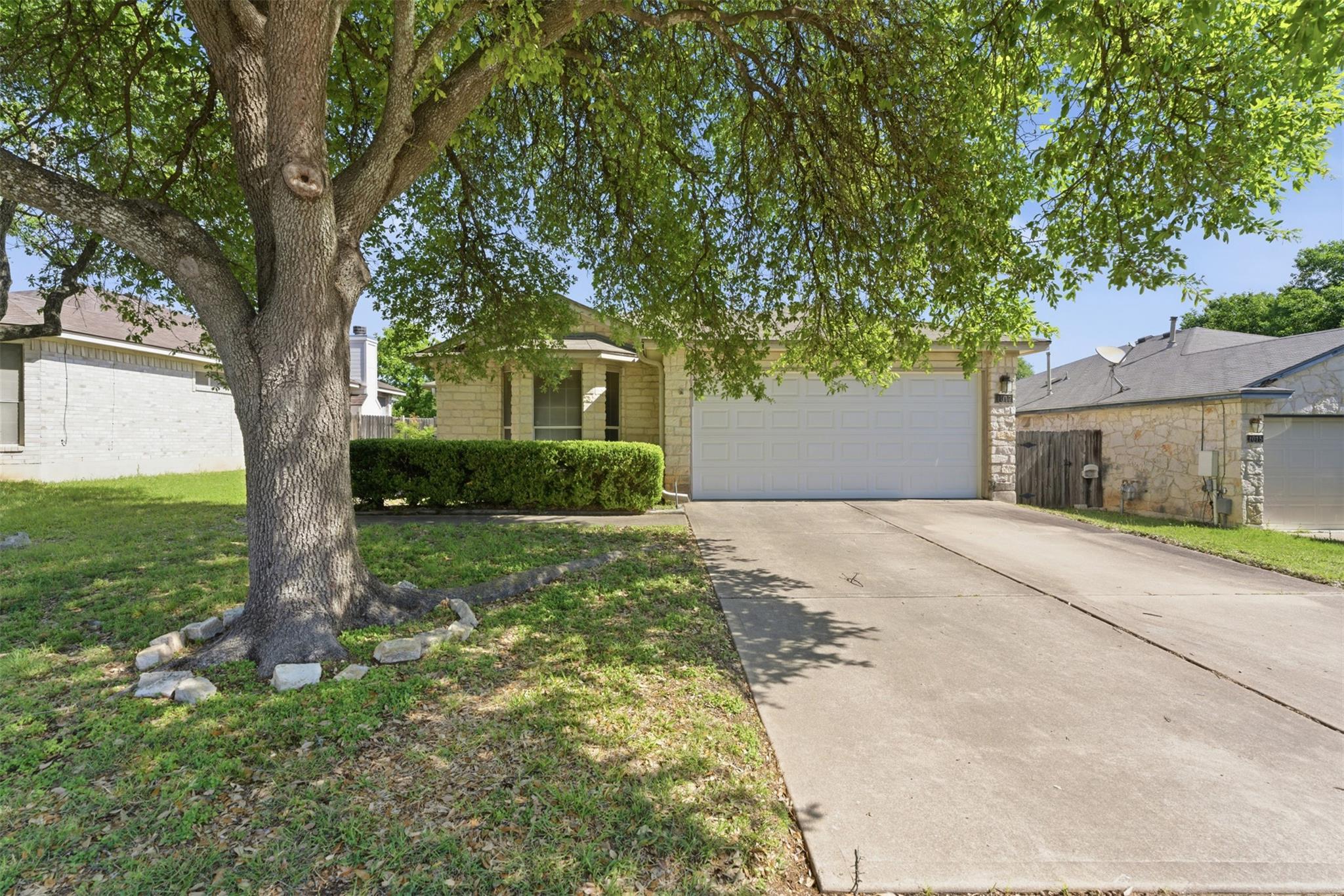 1017 Reynaldo ST