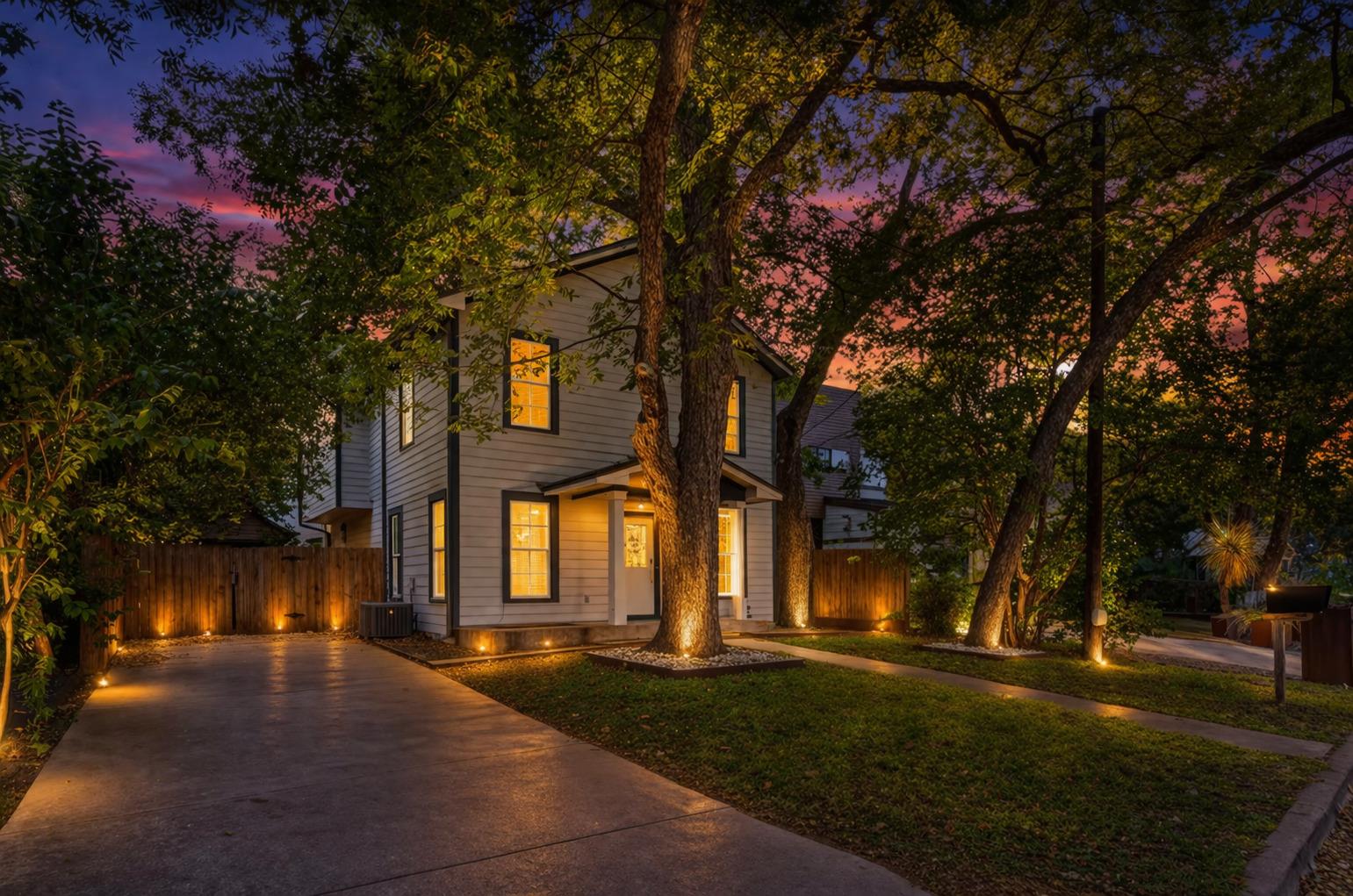 611 Johanna ST