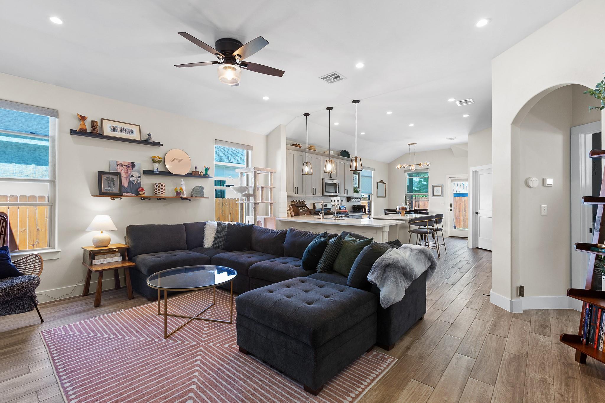 303 Browning ST