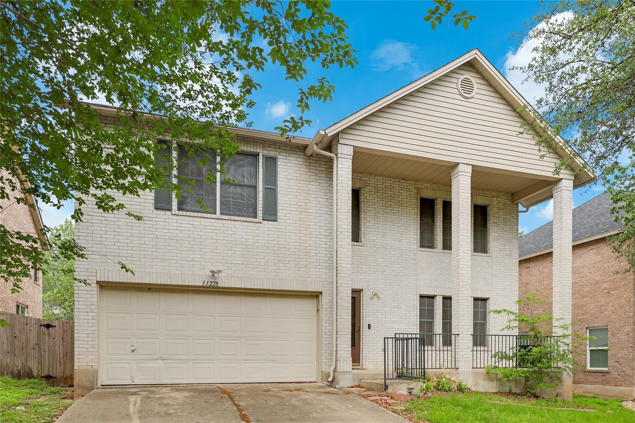 11228 Pickard LN
