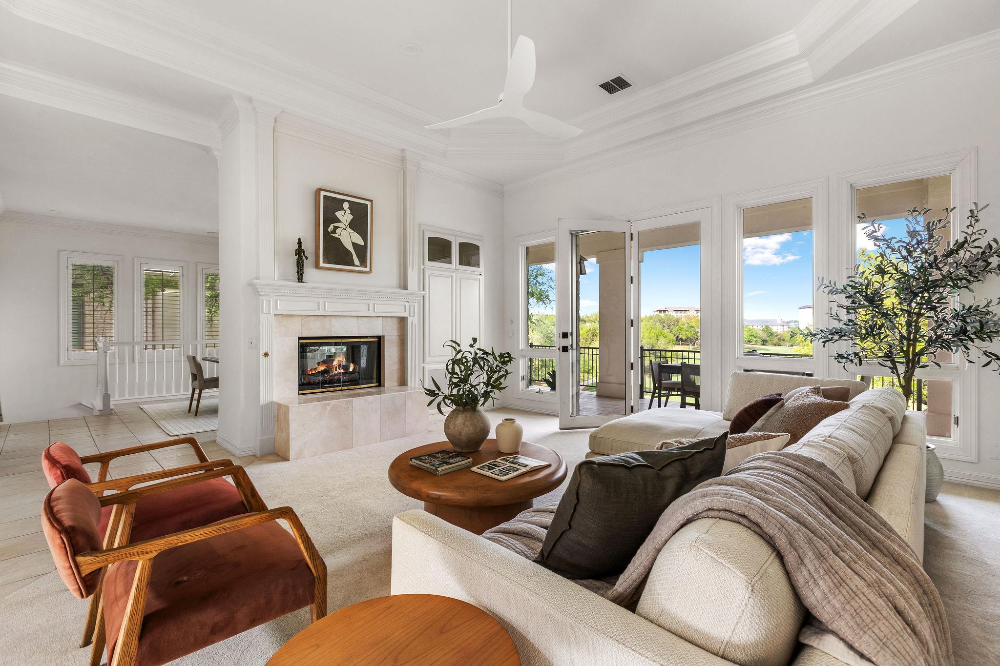 2305 Barton Creek BLVD