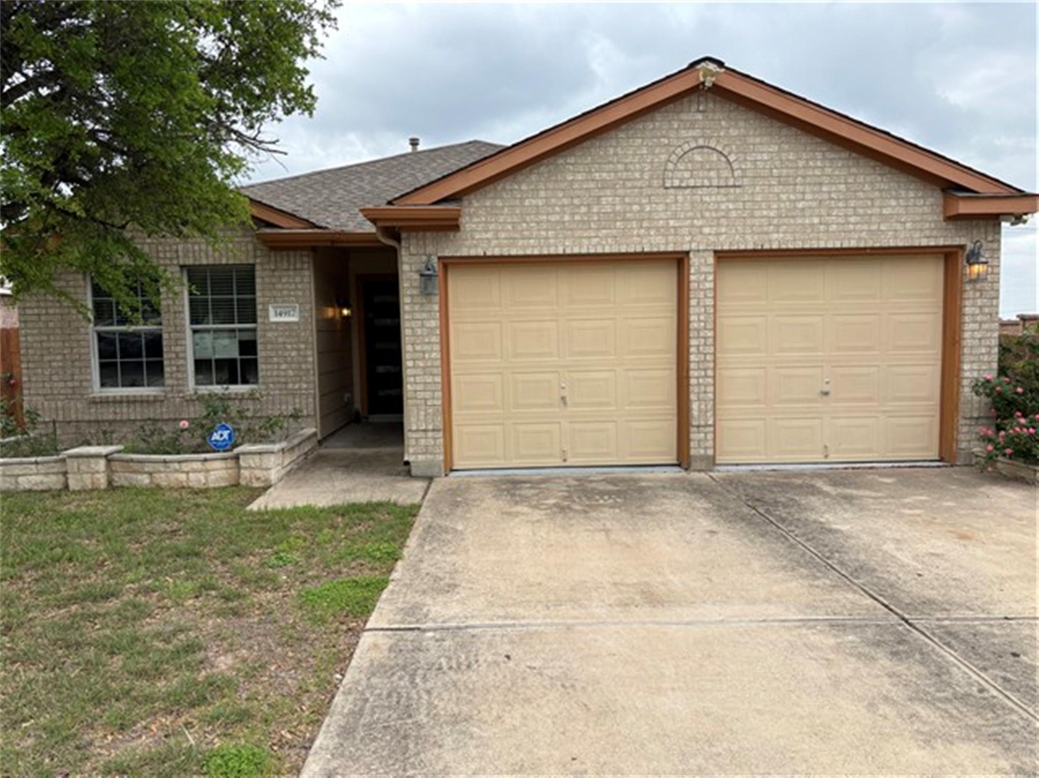 14917 Lantern DR