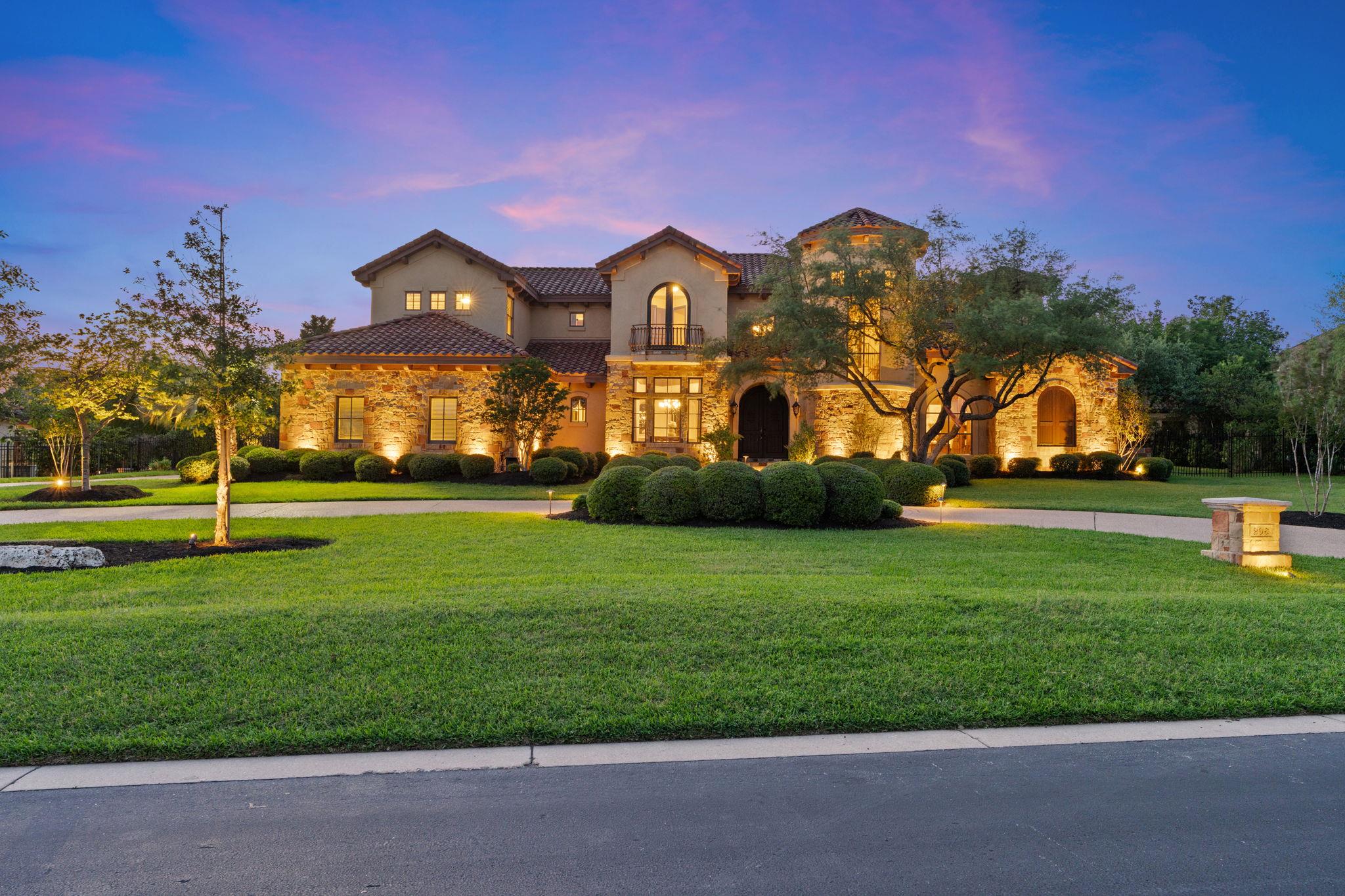 206 BELLA CIMA DR