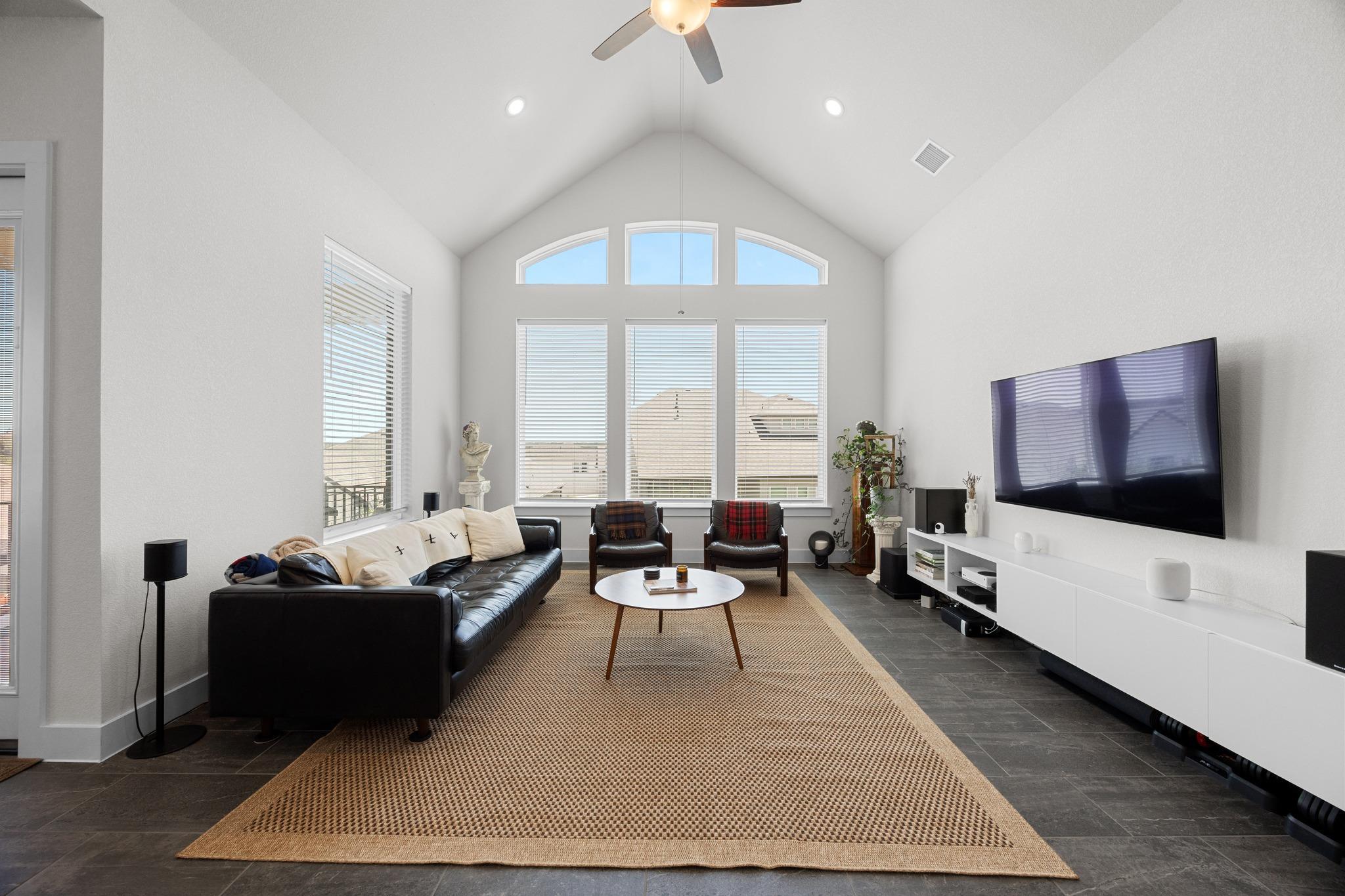 109 High Plains DR