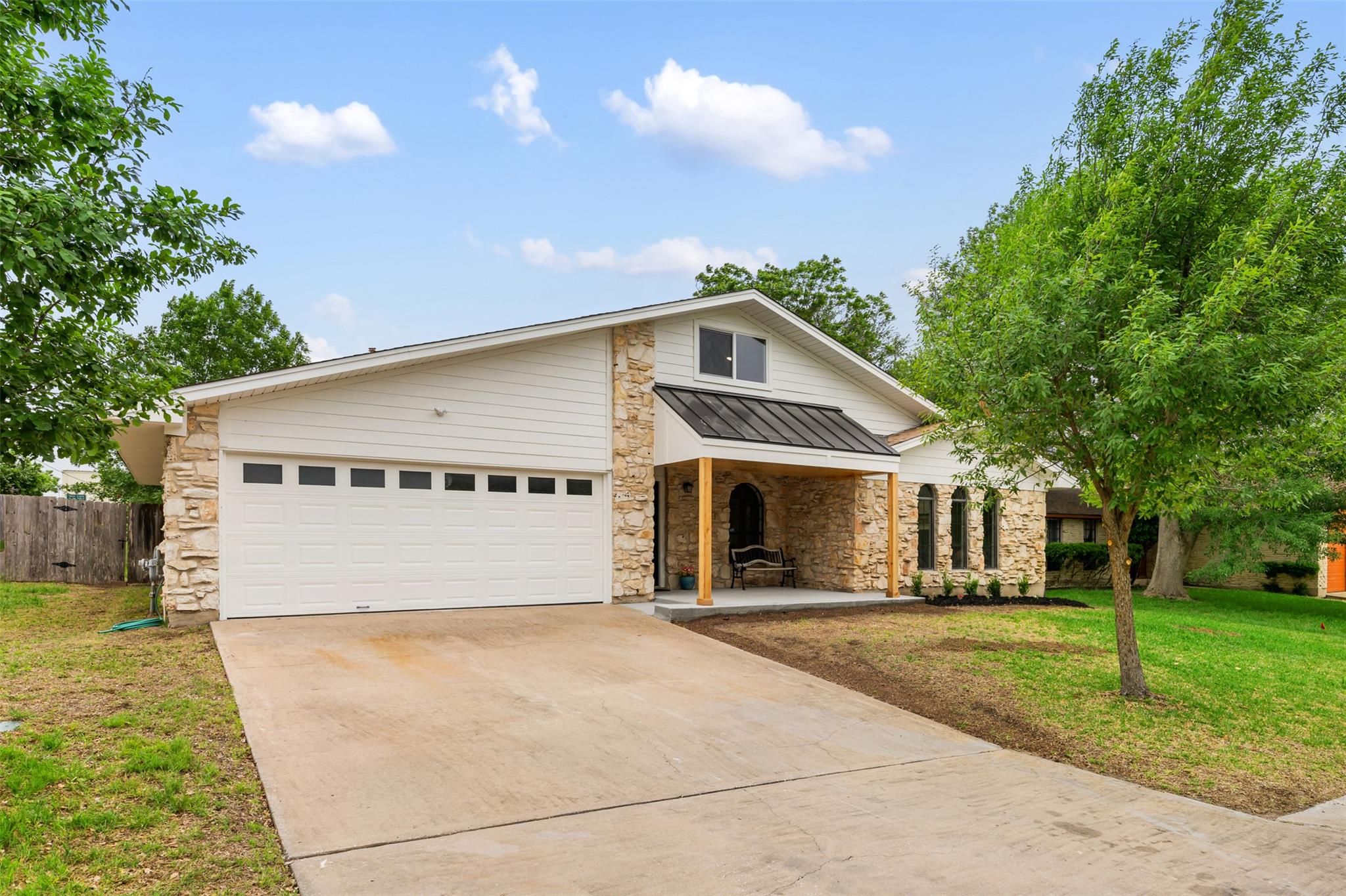 1301 Dove Haven DR