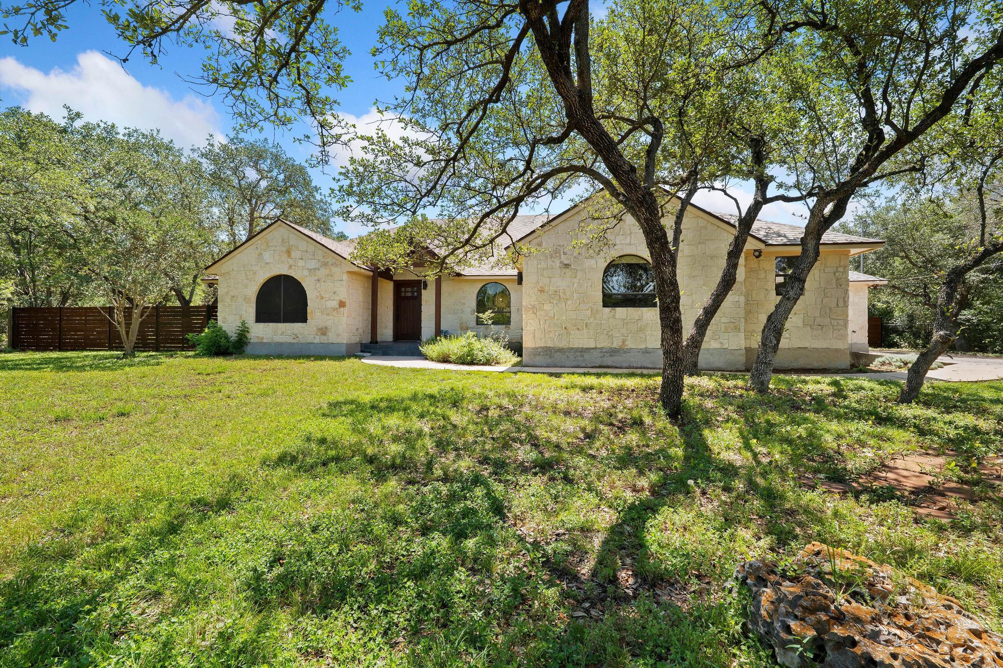 105 Laurelwood DR