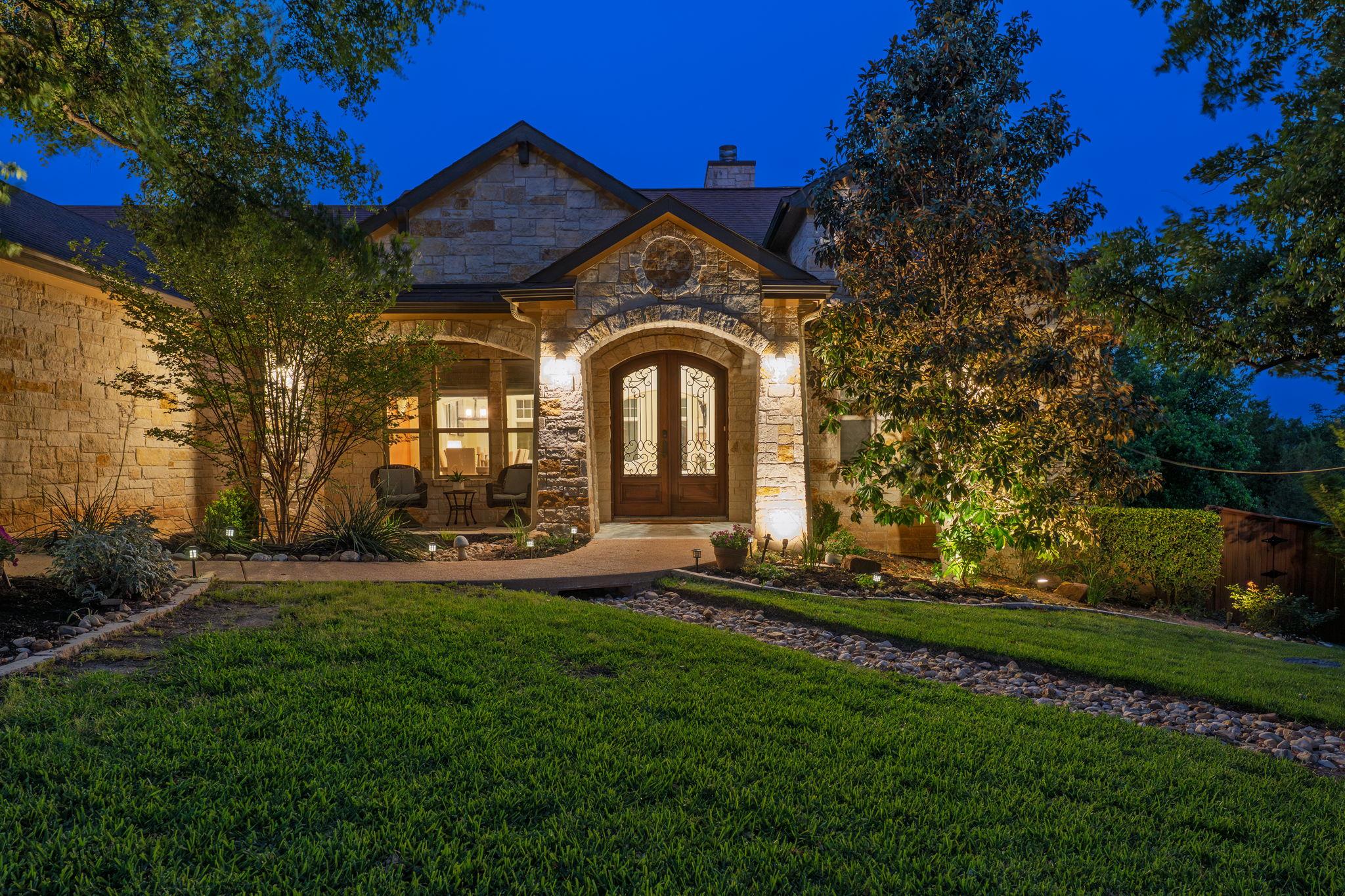 2703 Pyramid DR
