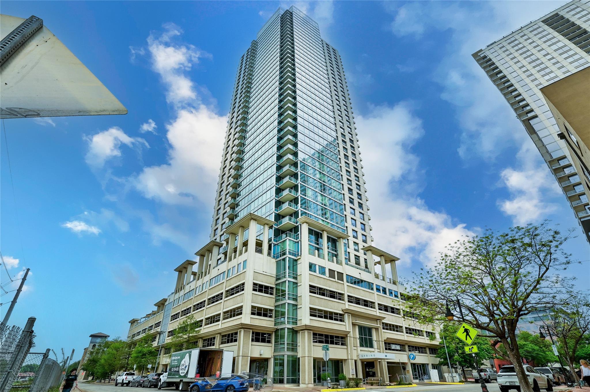 300 Bowie ST