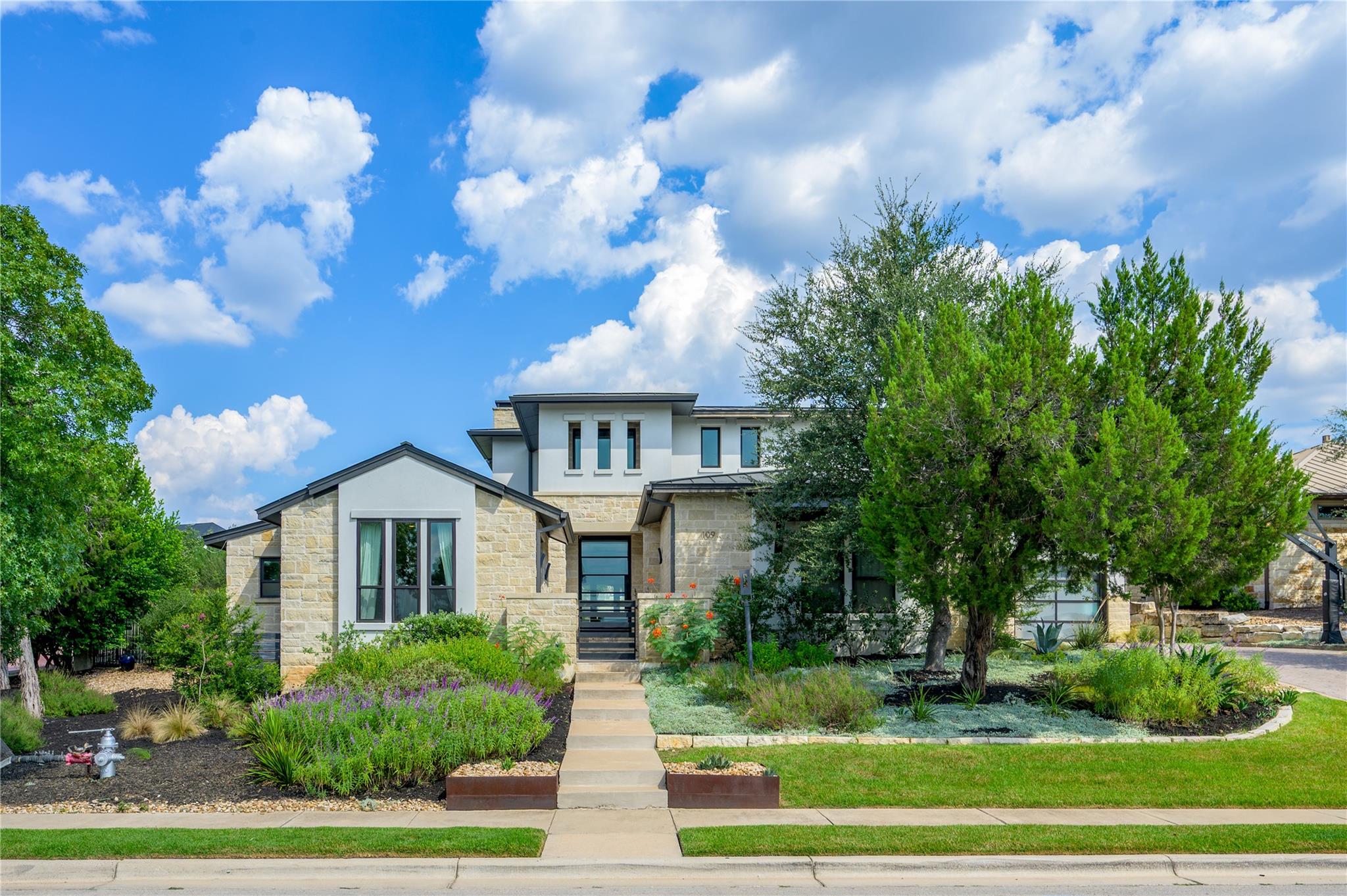 109 Bella Colinas DR
