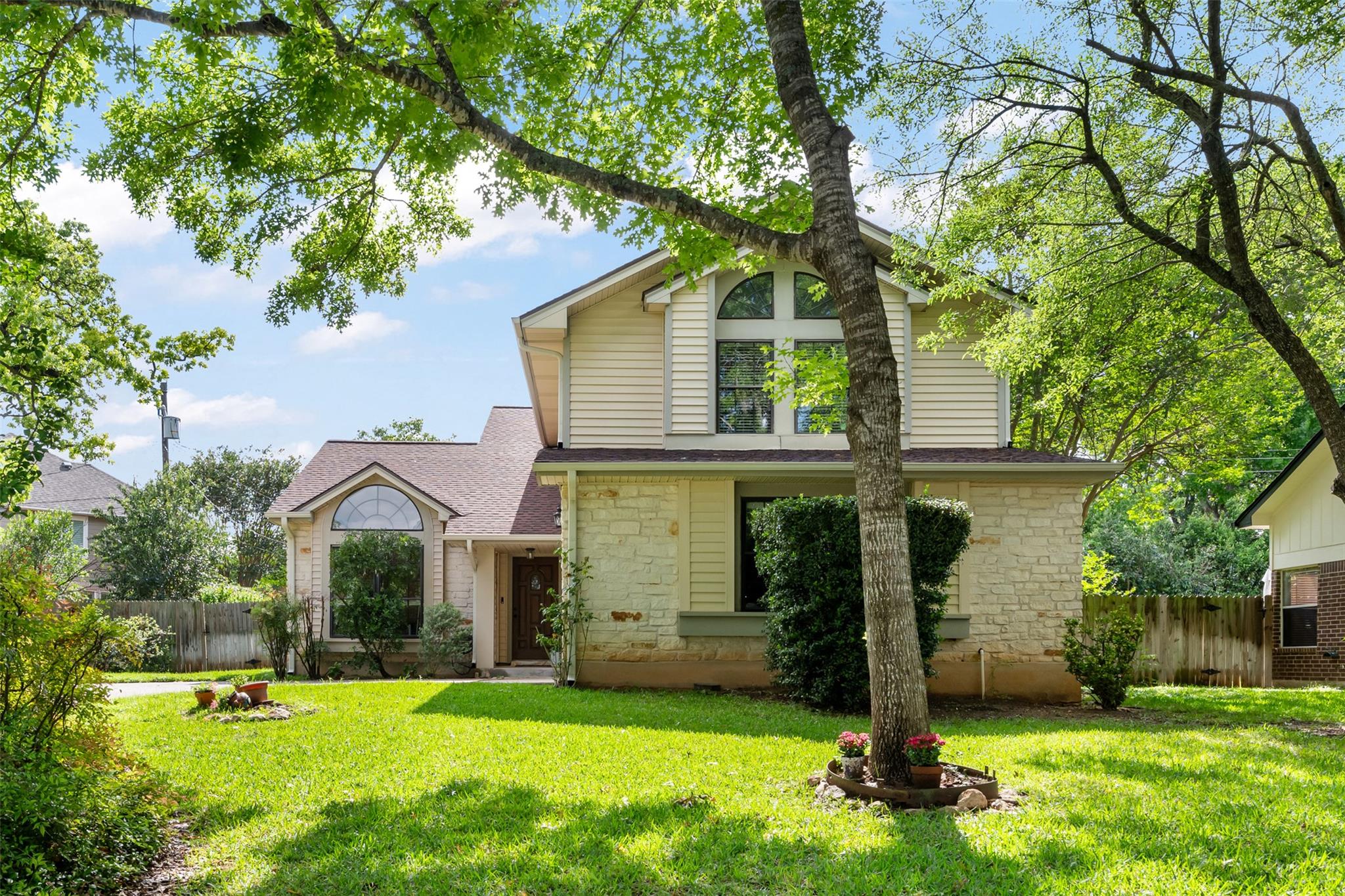 1807 Blackjack DR