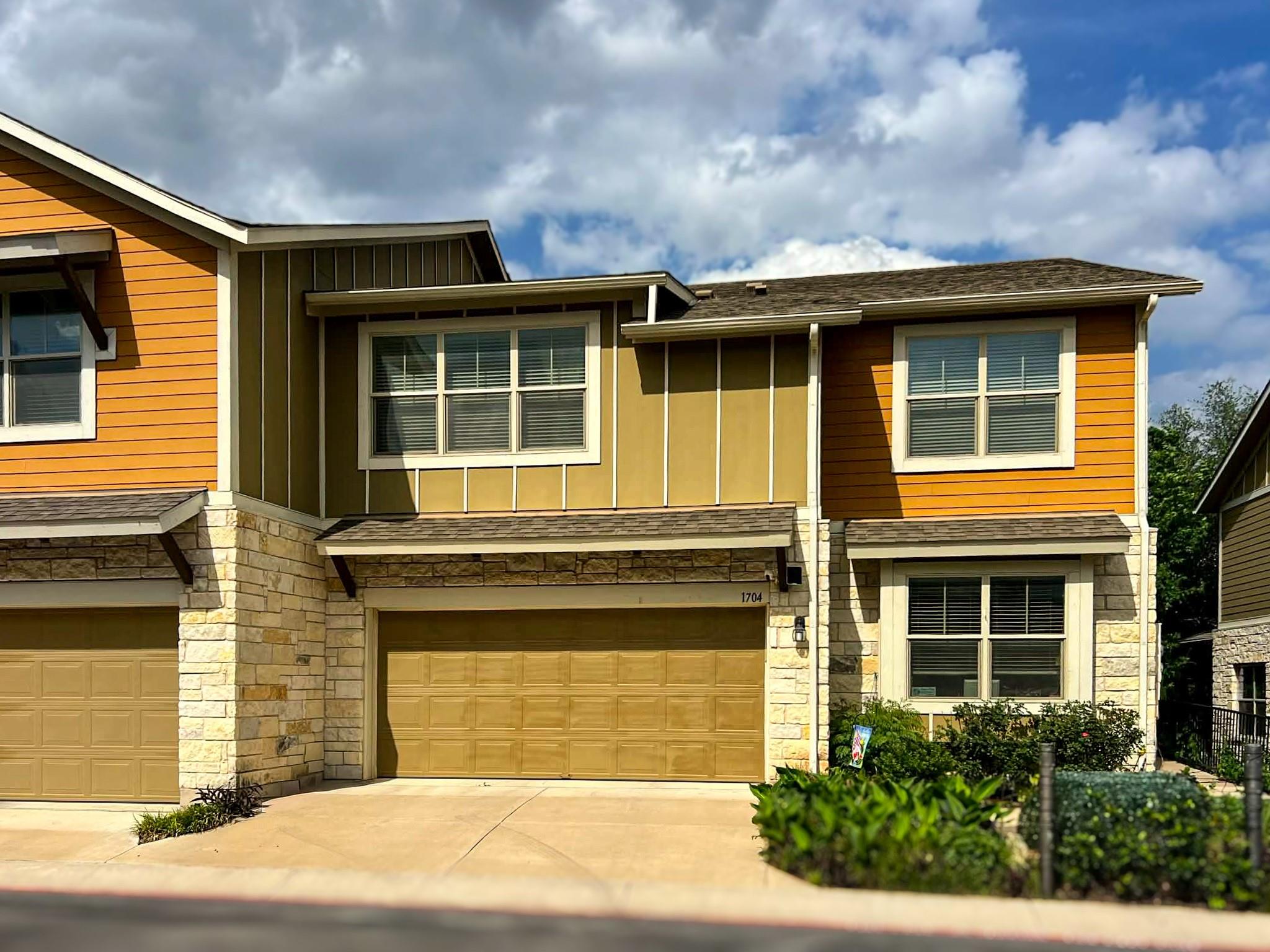 516 Slaughter LN