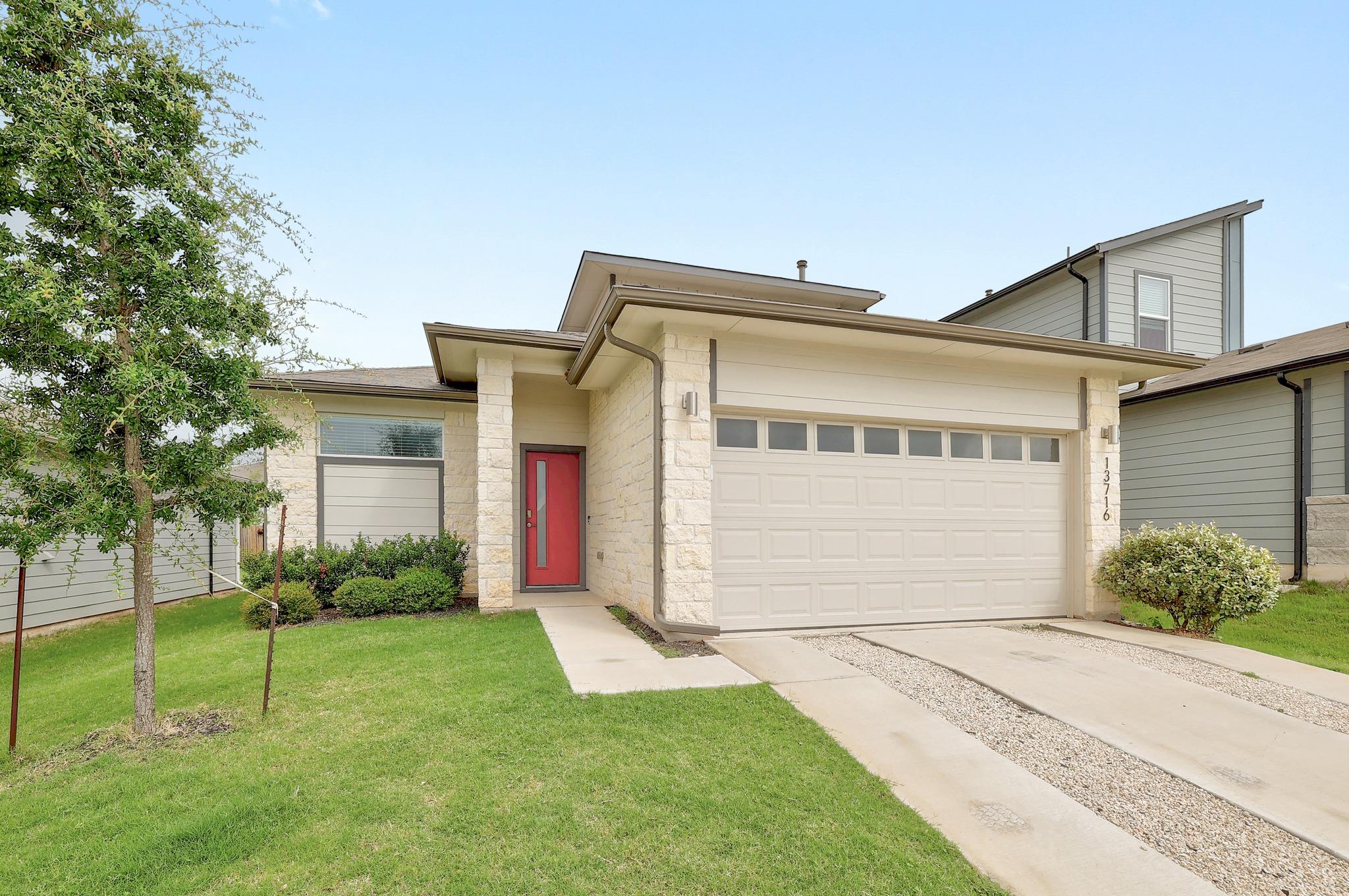 13716 Zuhause DR