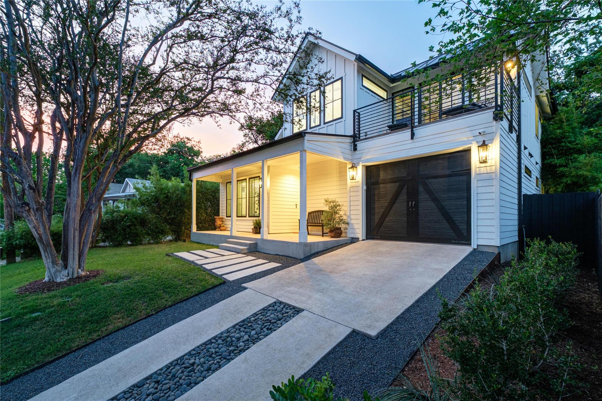 2326 Santa Rosa ST