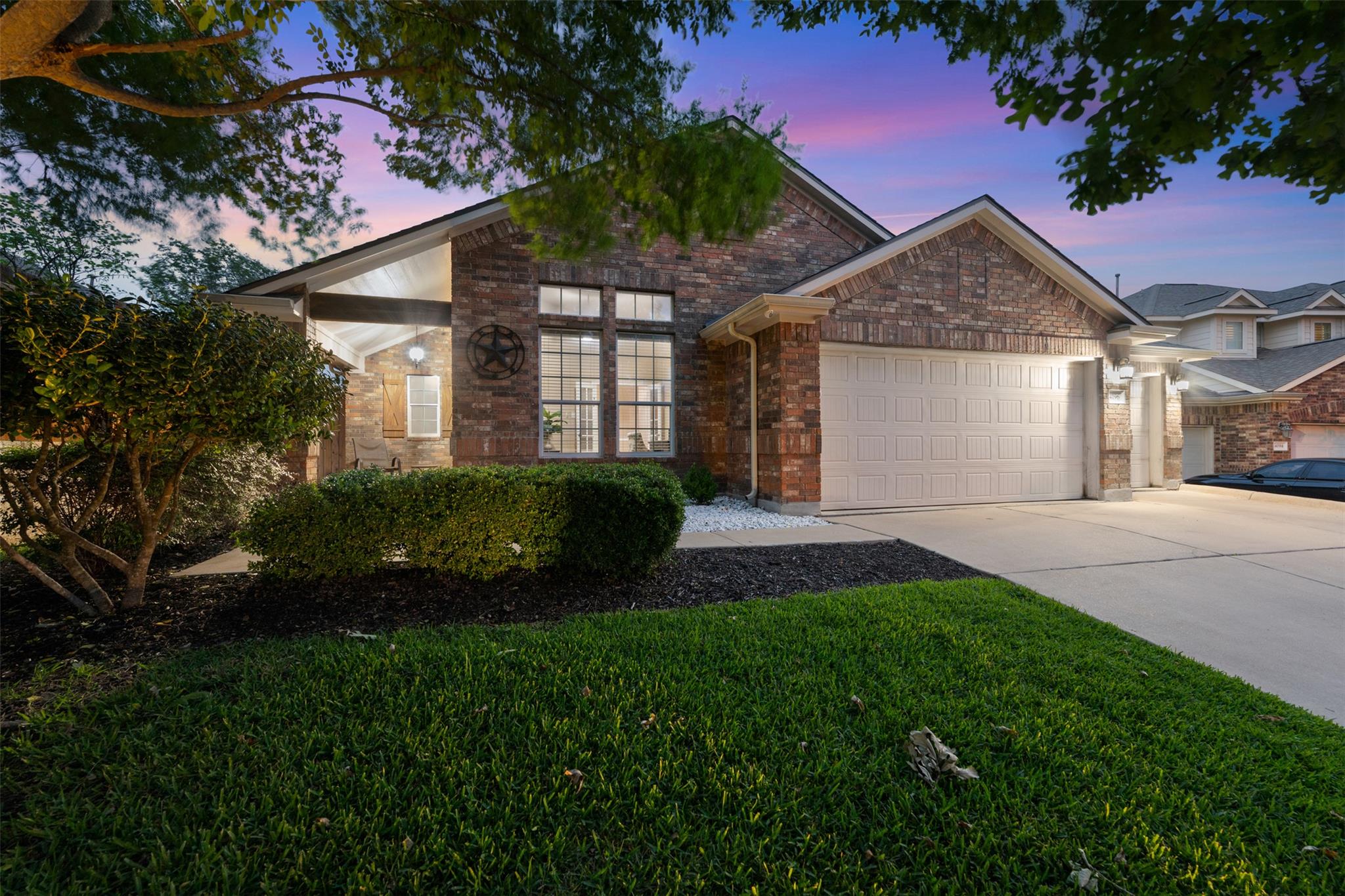 4196 Woodhaven TRL