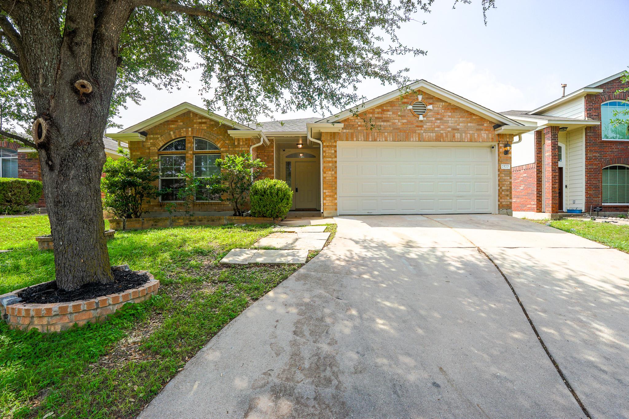 1520 Darjeeling DR