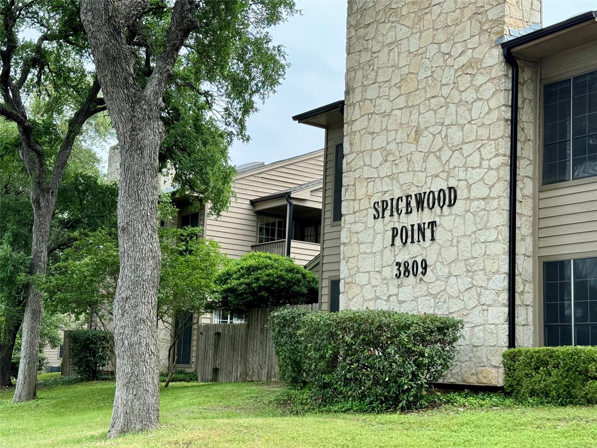 3809 Spicewood Springs RD