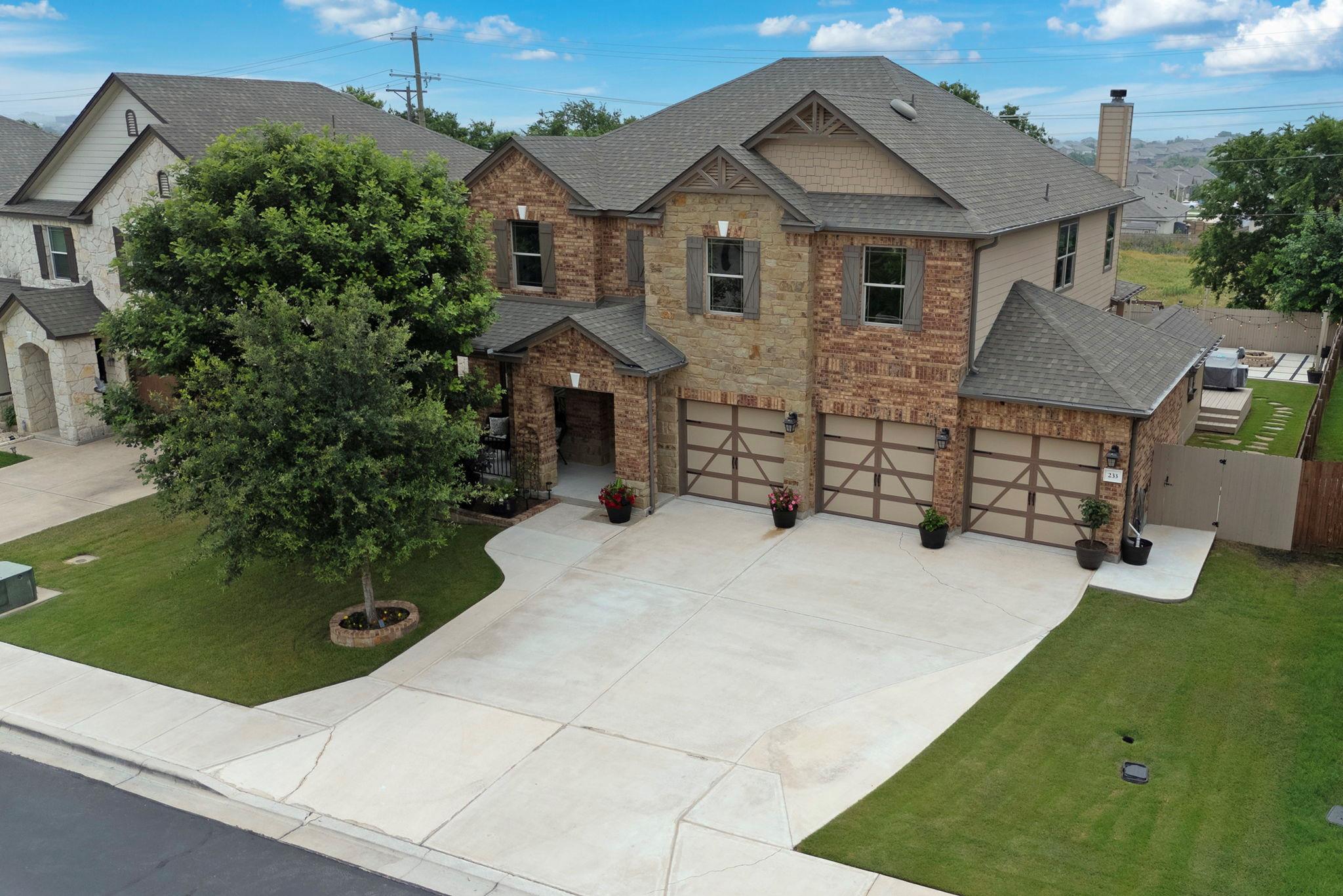 233 Culebra DR