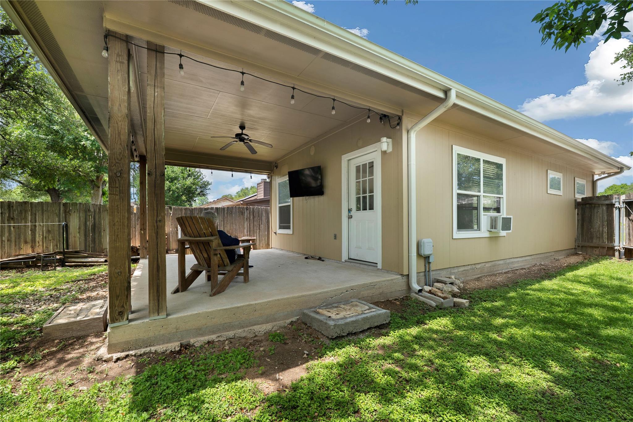 3805 Carmel DR