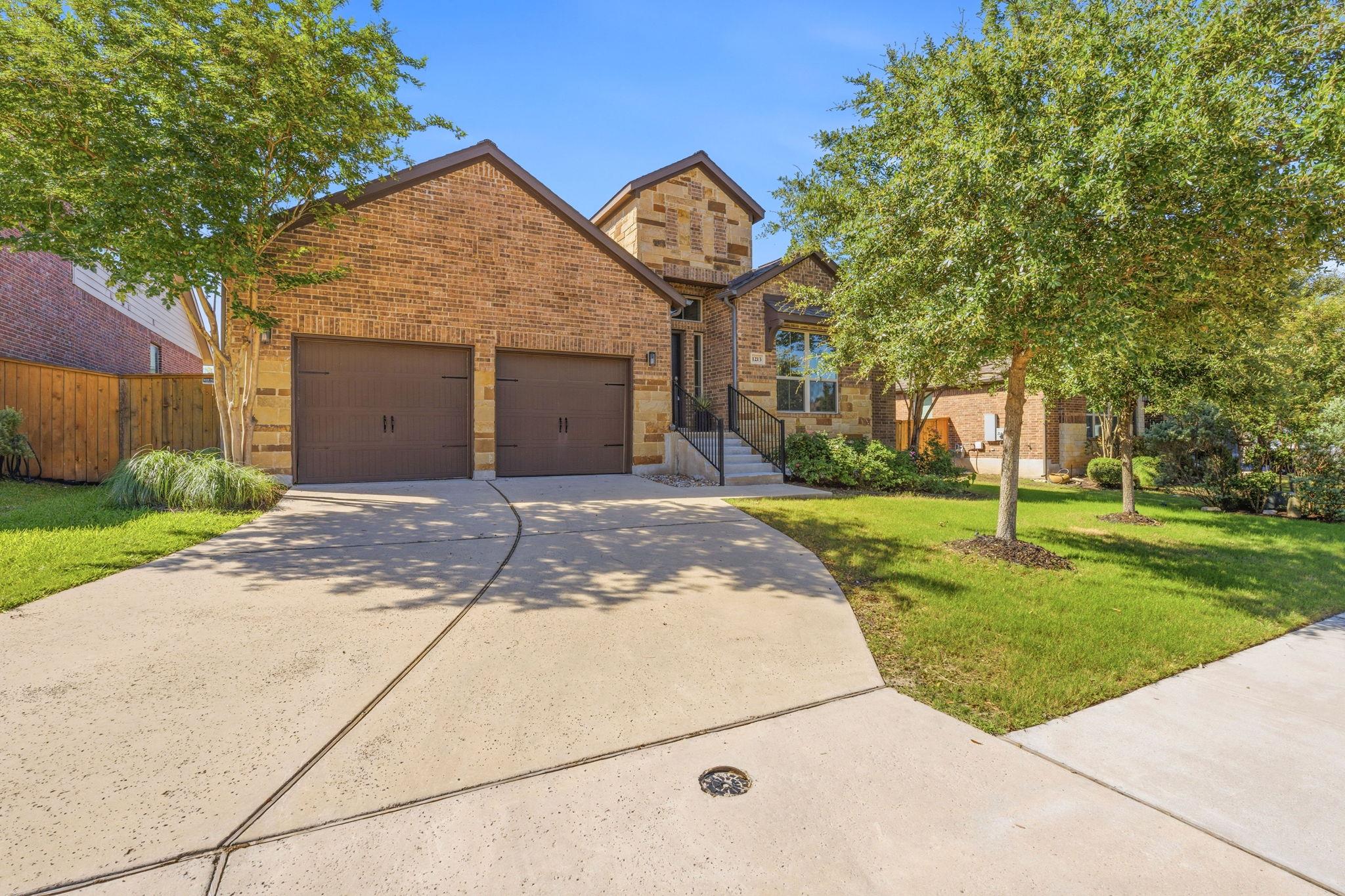 1213 Lakeside Ranch RD