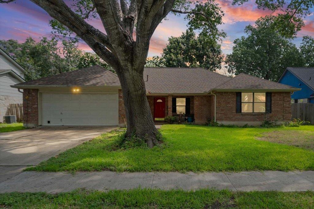 406 Willow Wood DR