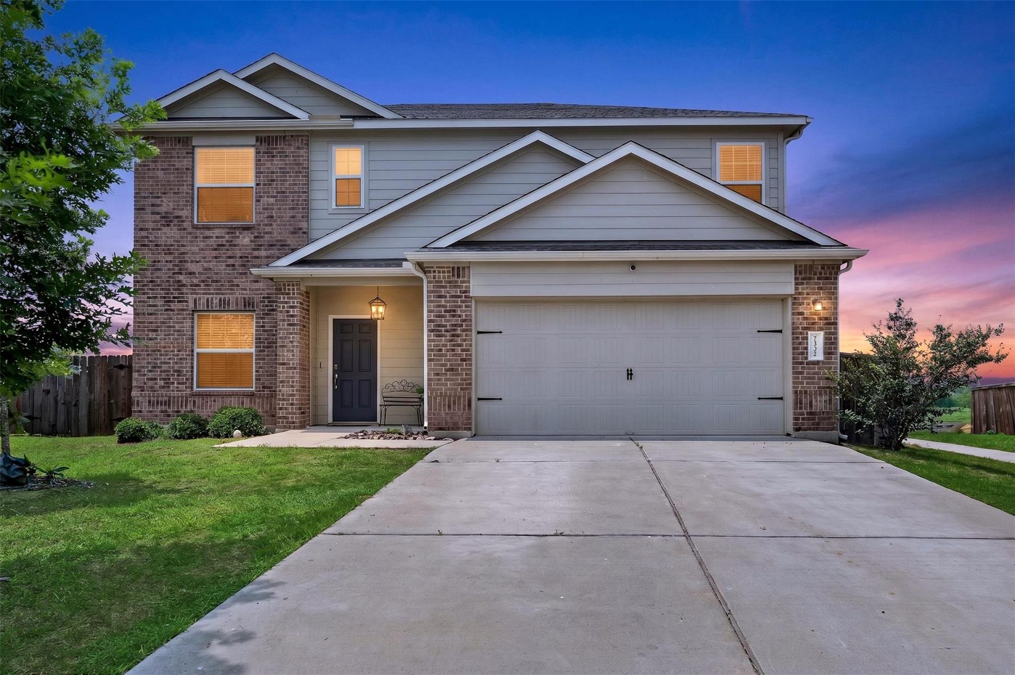 7332 Fall Ray DR