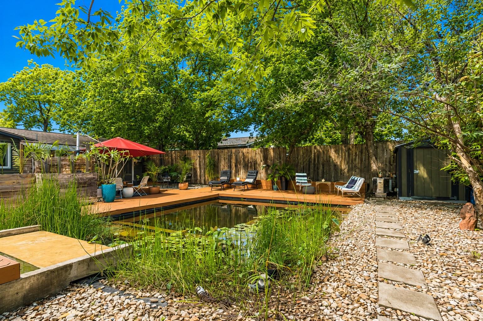 1428 Corona DR