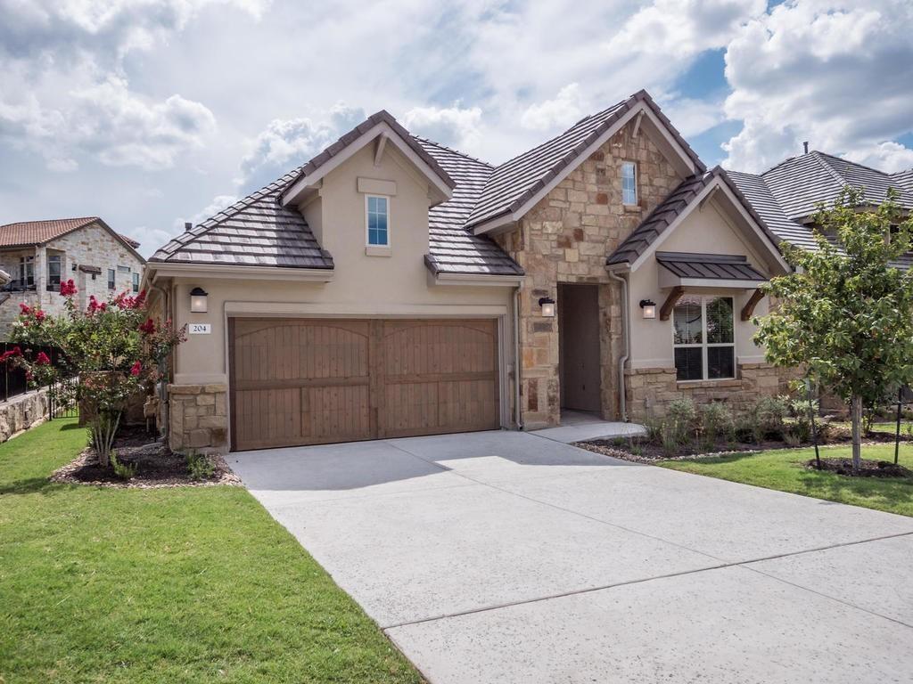 204 Maxwell WAY