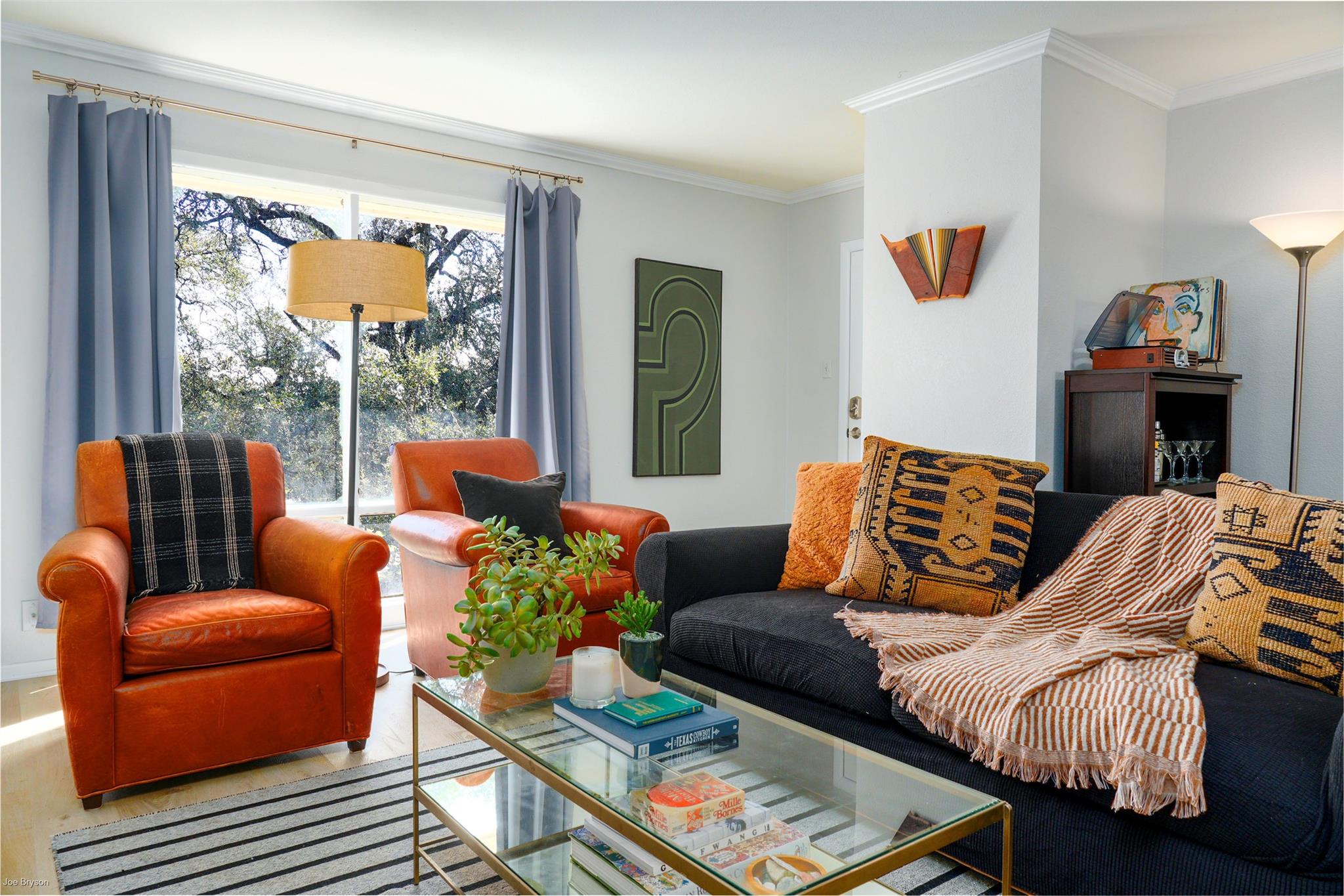 5326 Balcones DR