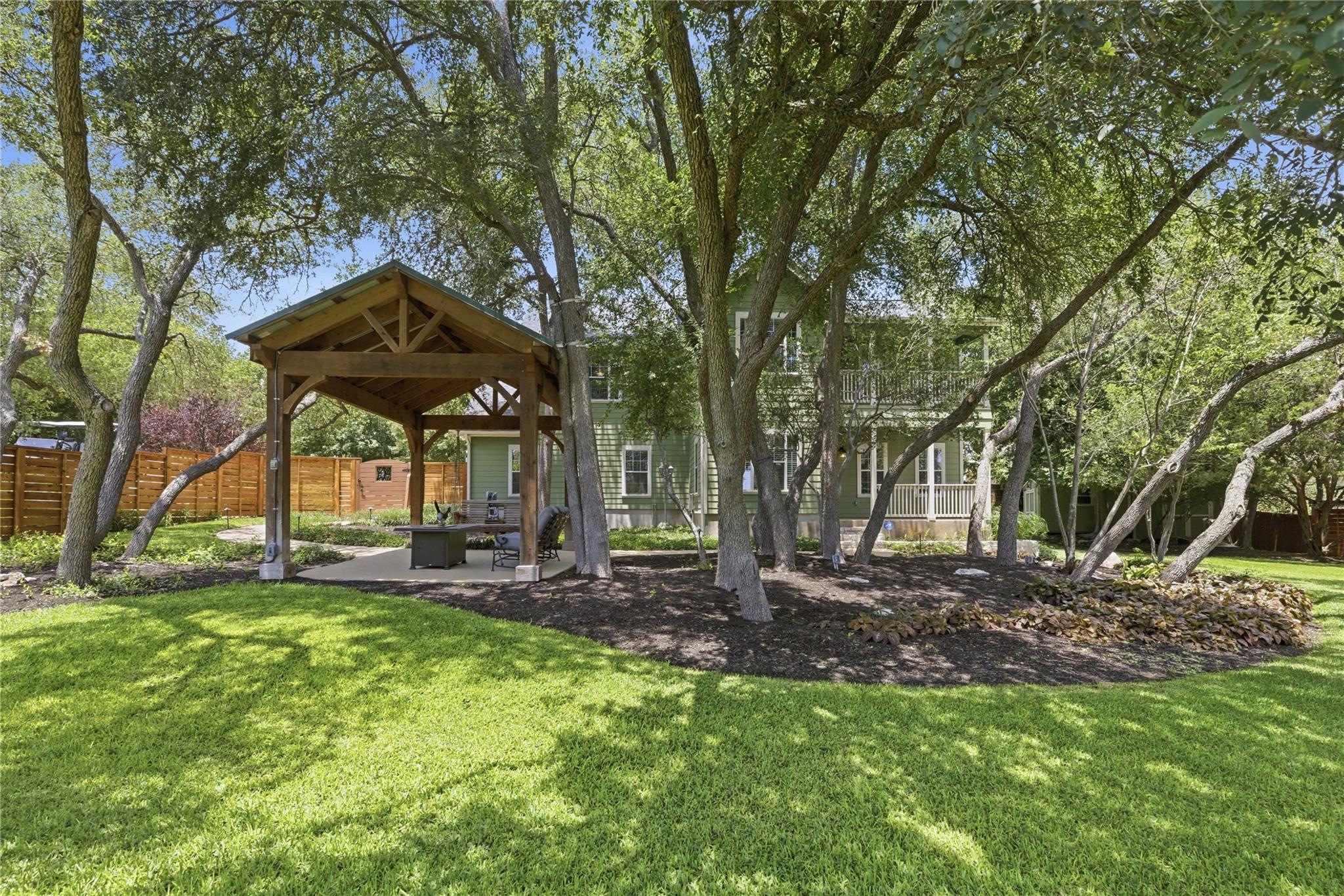 1204 ORLANDO RD
