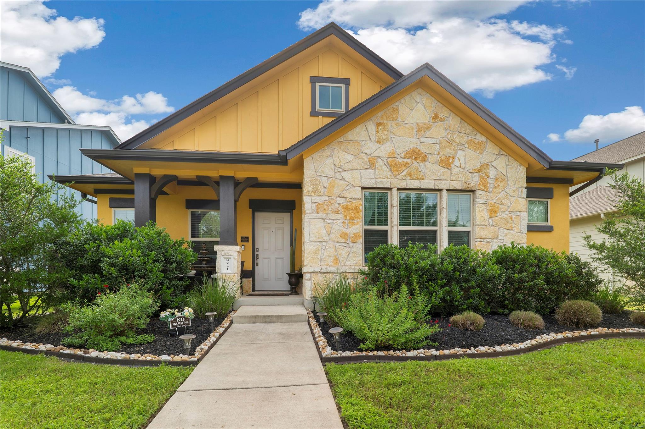 8721 Sikes WAY