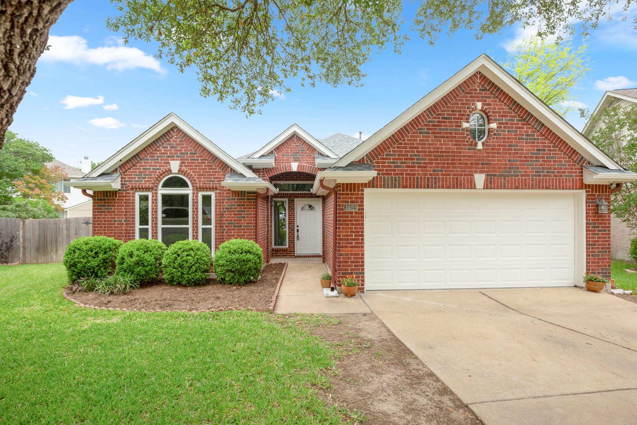3420 Ribbon Reef LN