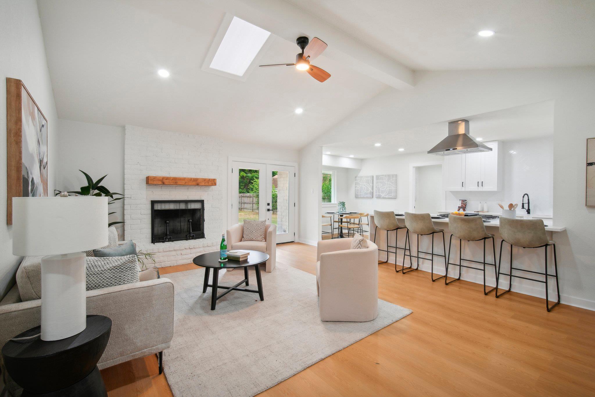 10219 Rutland VLG