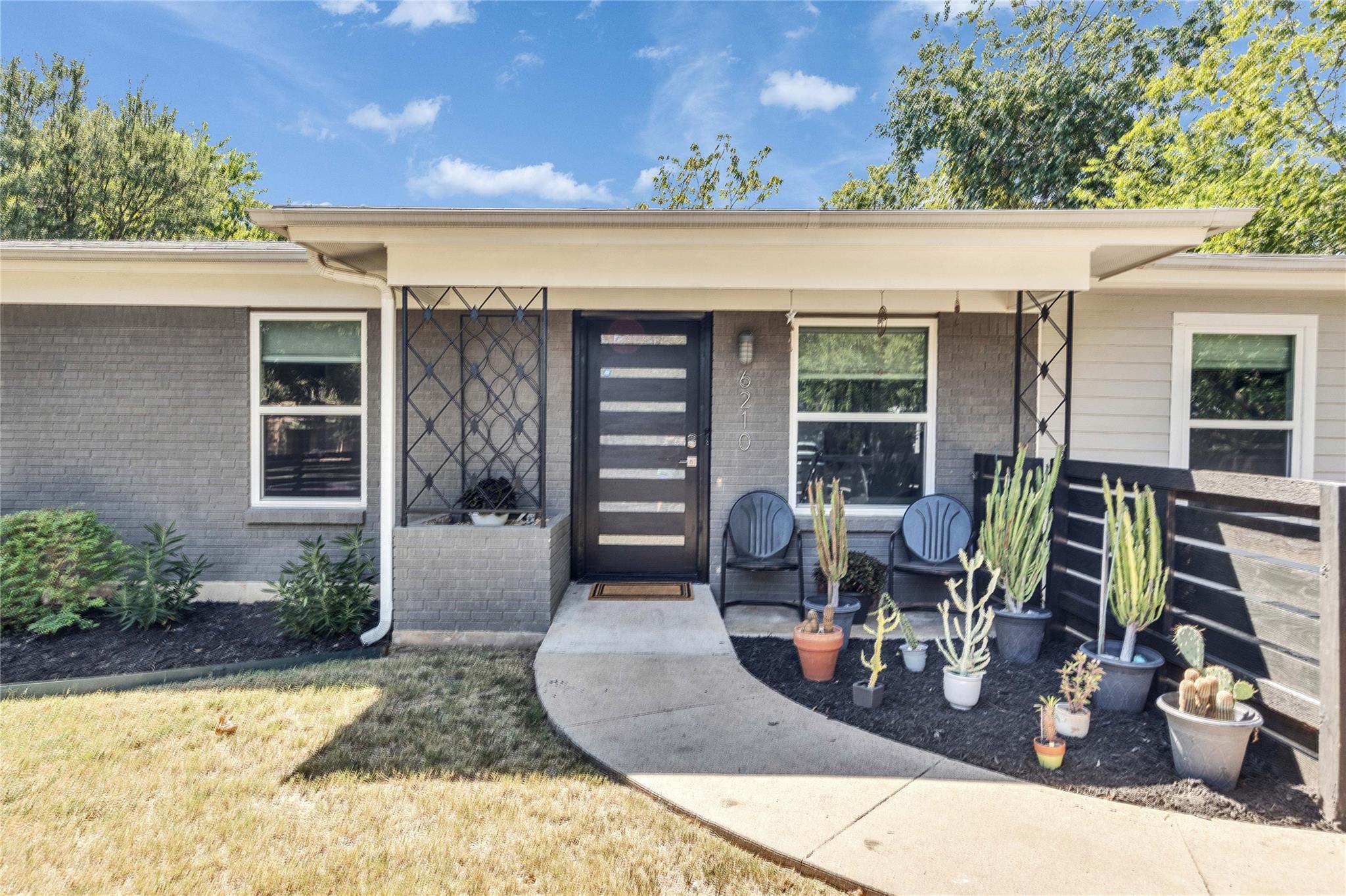 6210 Haney DR