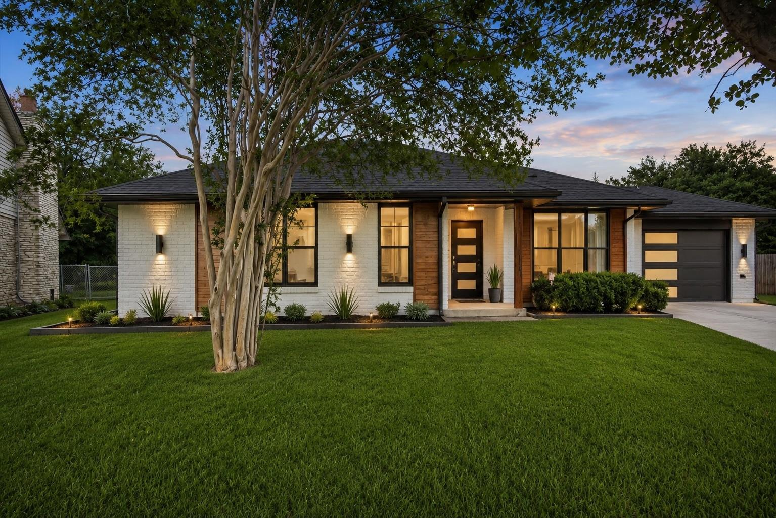 1610 Karen CV