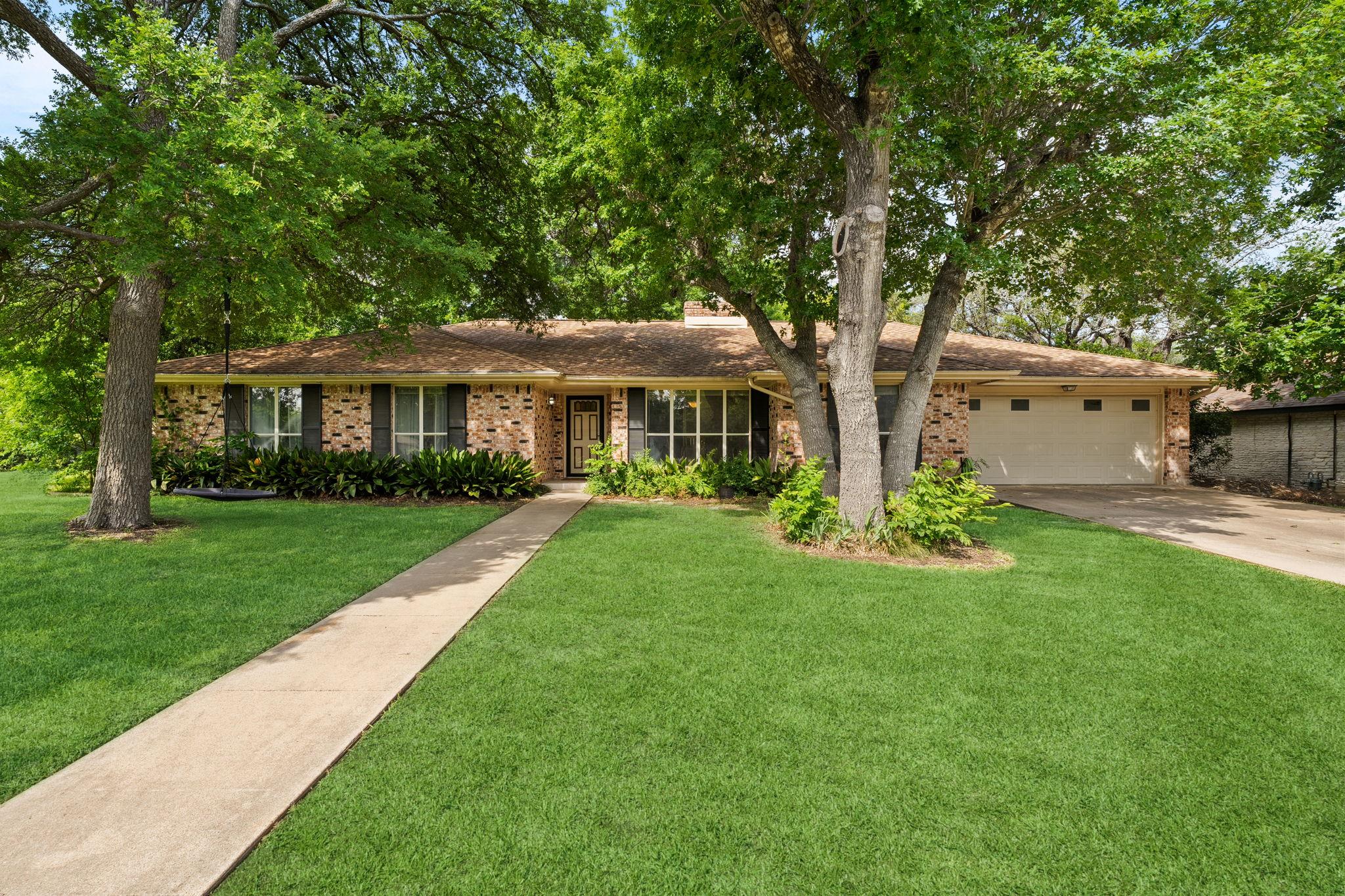 301 Tallwood DR