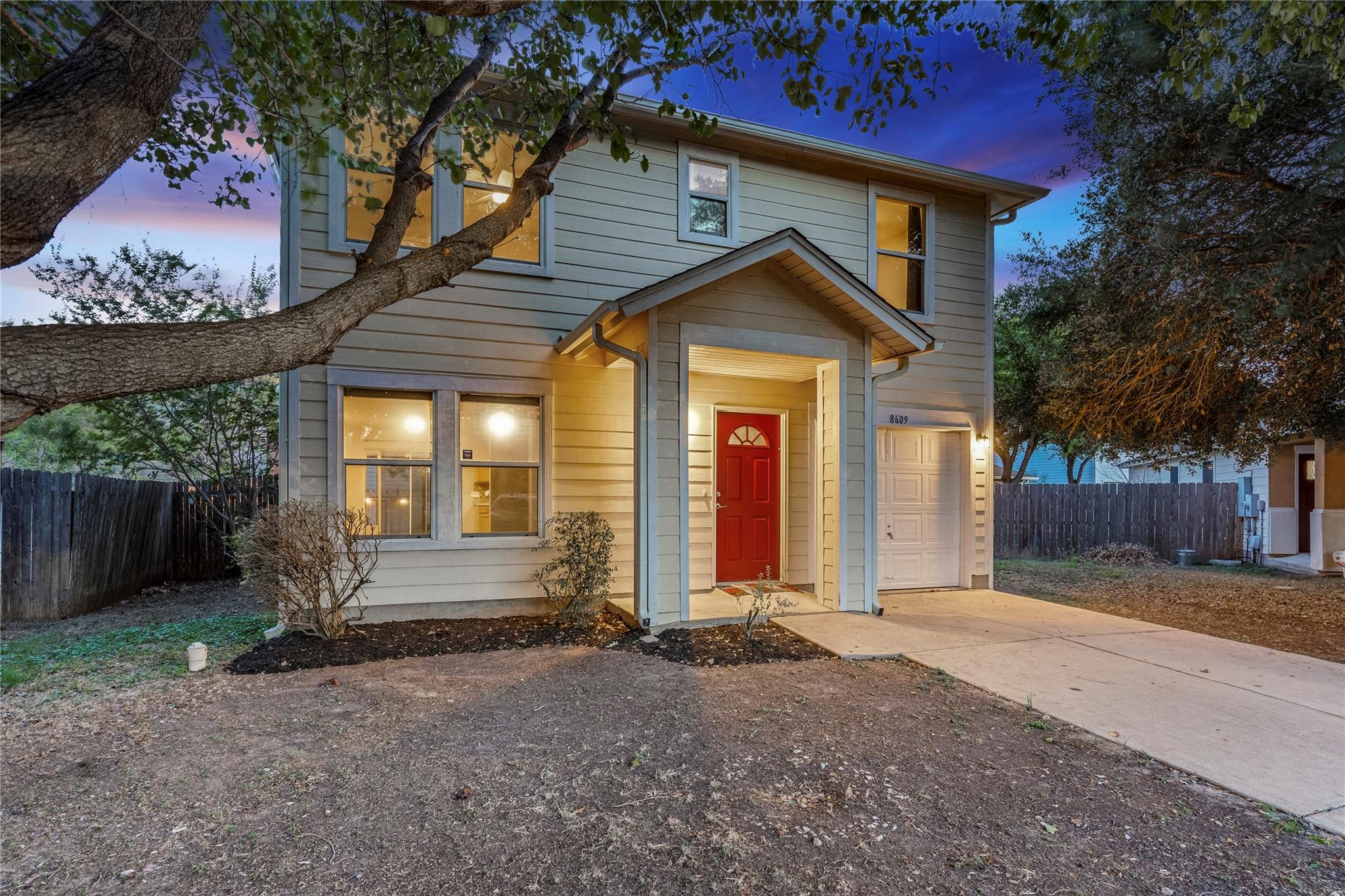8609 Claude CT
