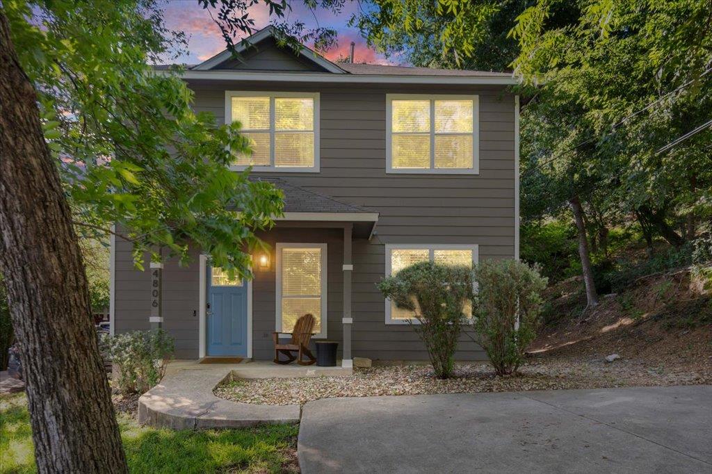 4806 Mendoza DR