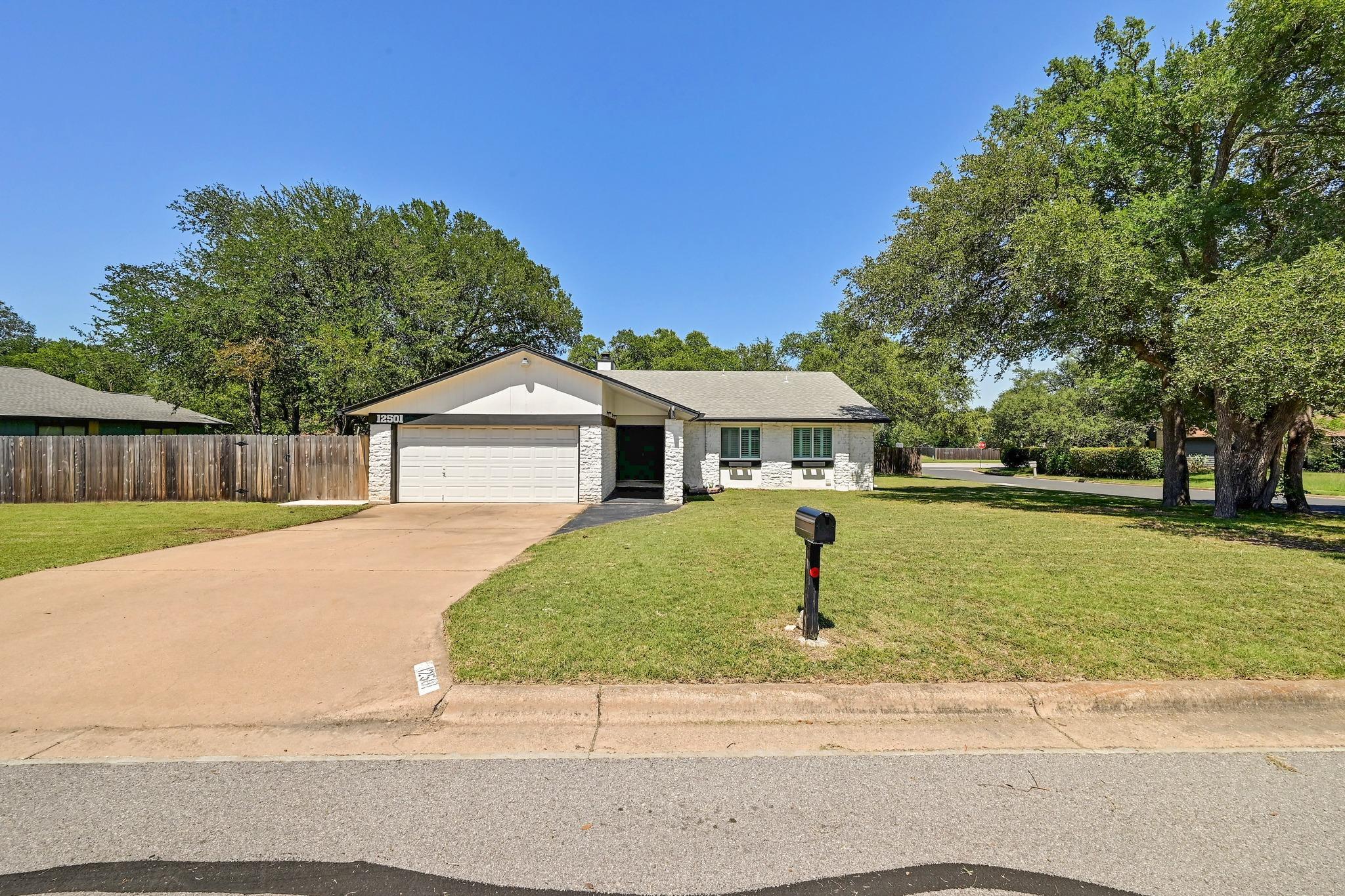 12501 Preece DR