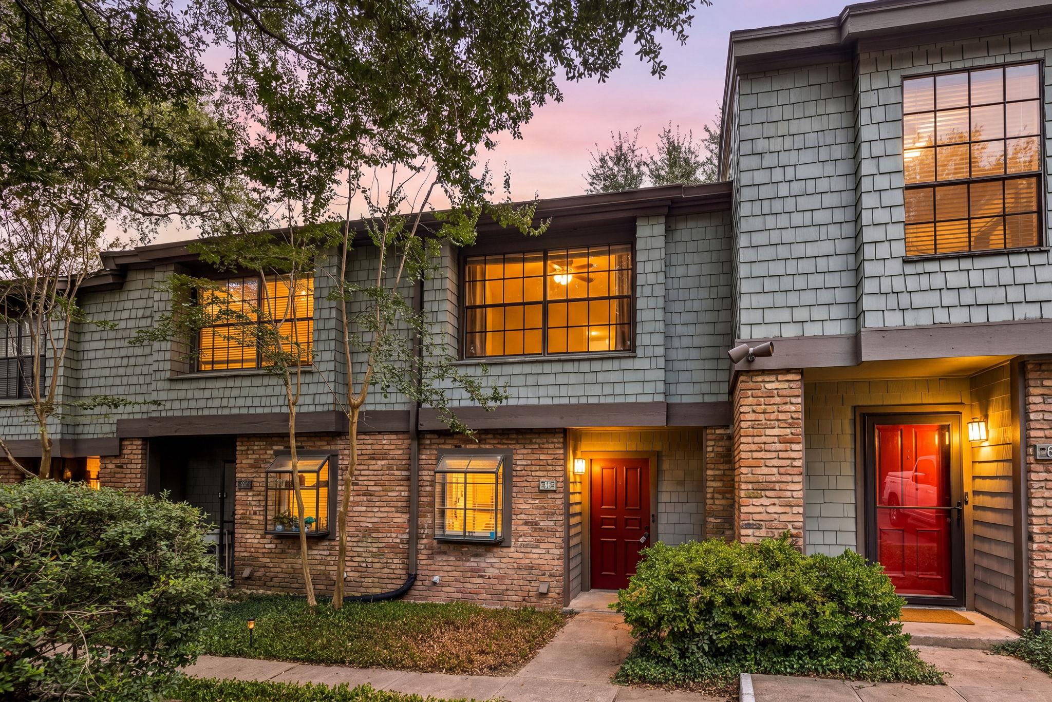 7122 Wood Hollow Dr