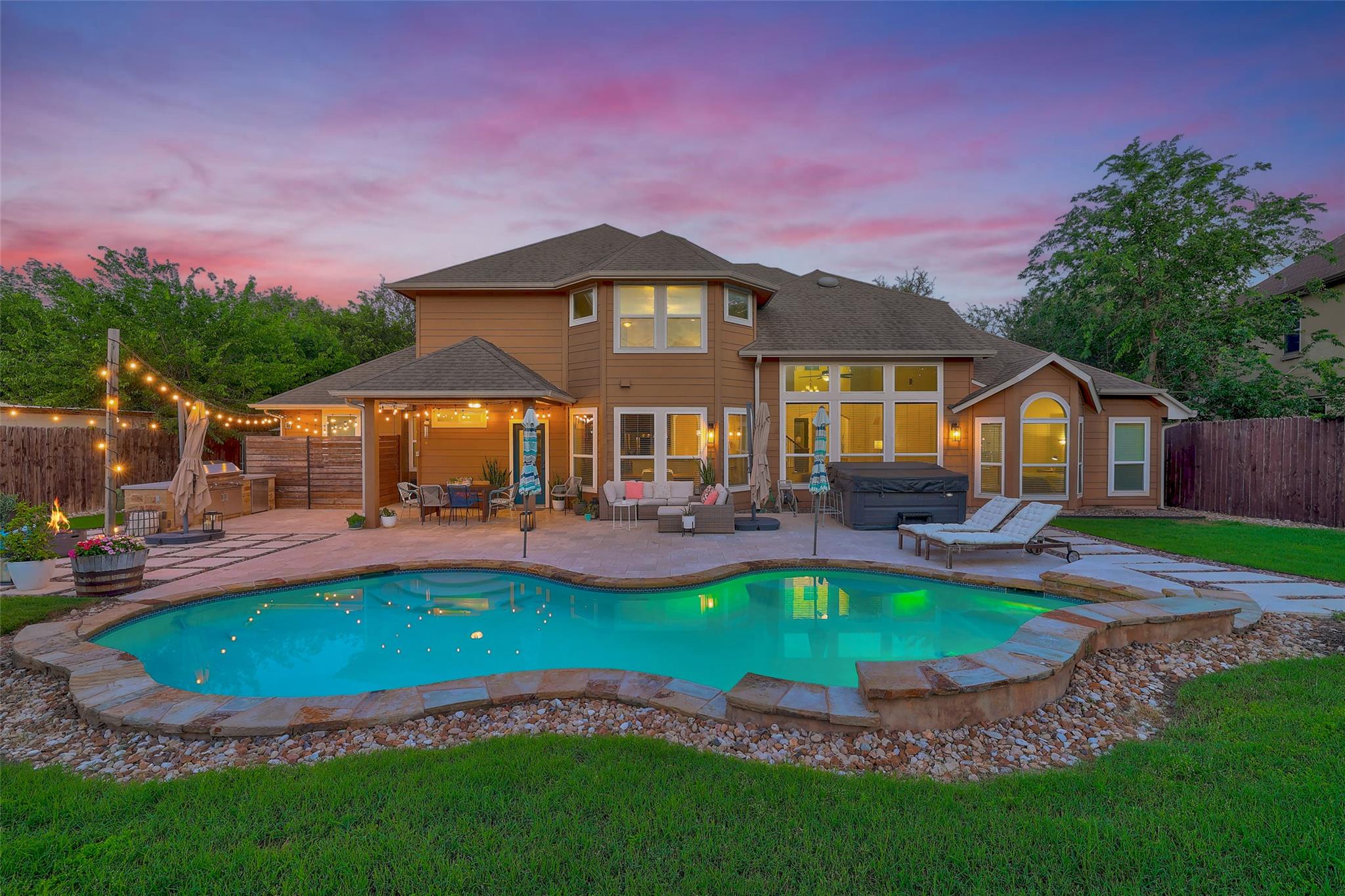 1010 Canyon Edge DR