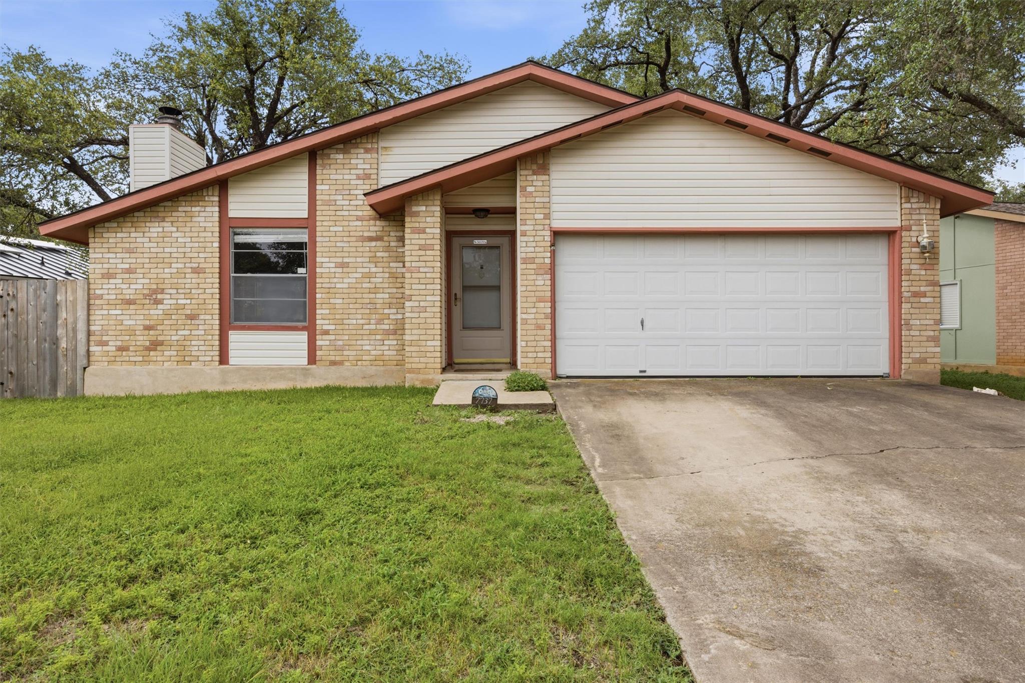 7737 Croftwood DR