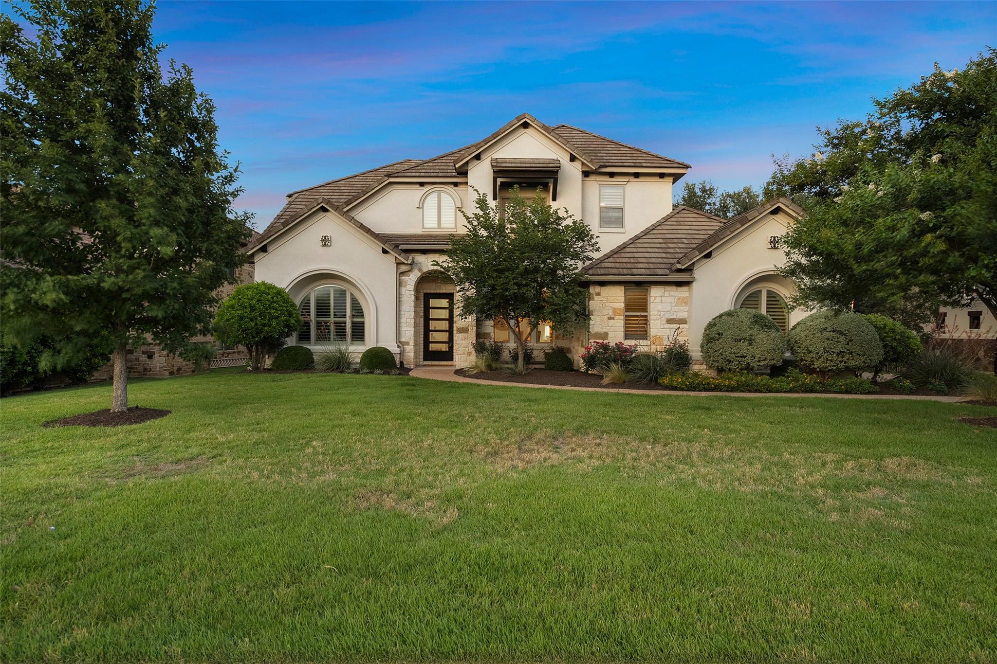 4113 Sugarloaf DR